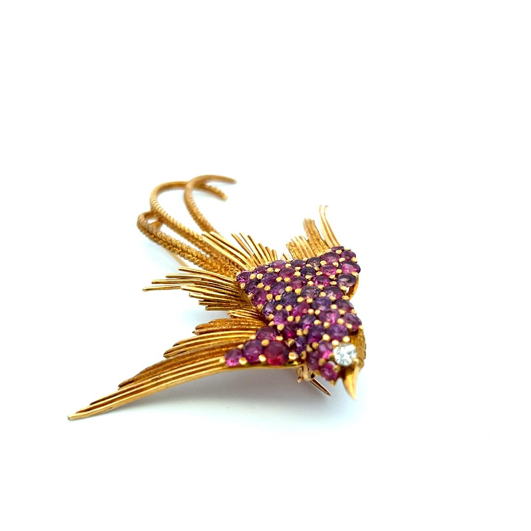 18K YG Bird Pin Brooch with 0.15 Carat Round G-VS Diamond & 4.5 Carat Ruby
