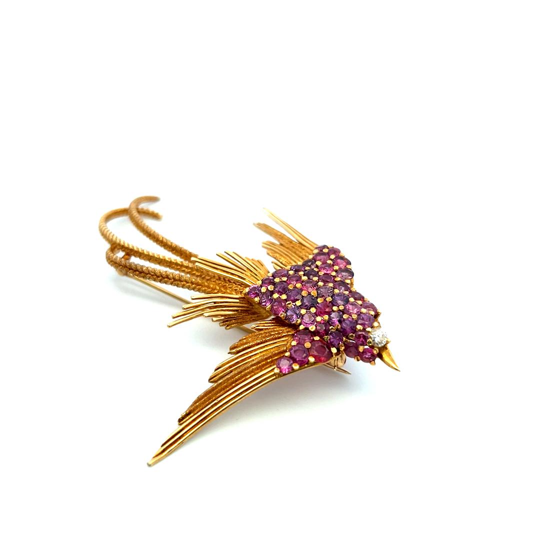 18K YG Bird Pin Brooch with 0.15 Carat Round G-VS Diamond & 4.5 Carat Ruby