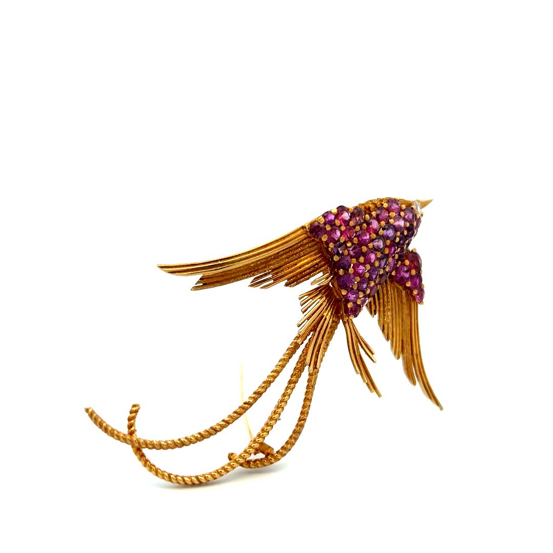 18K YG Bird Pin Brooch with 0.15 Carat Round G-VS Diamond & 4.5 Carat Ruby