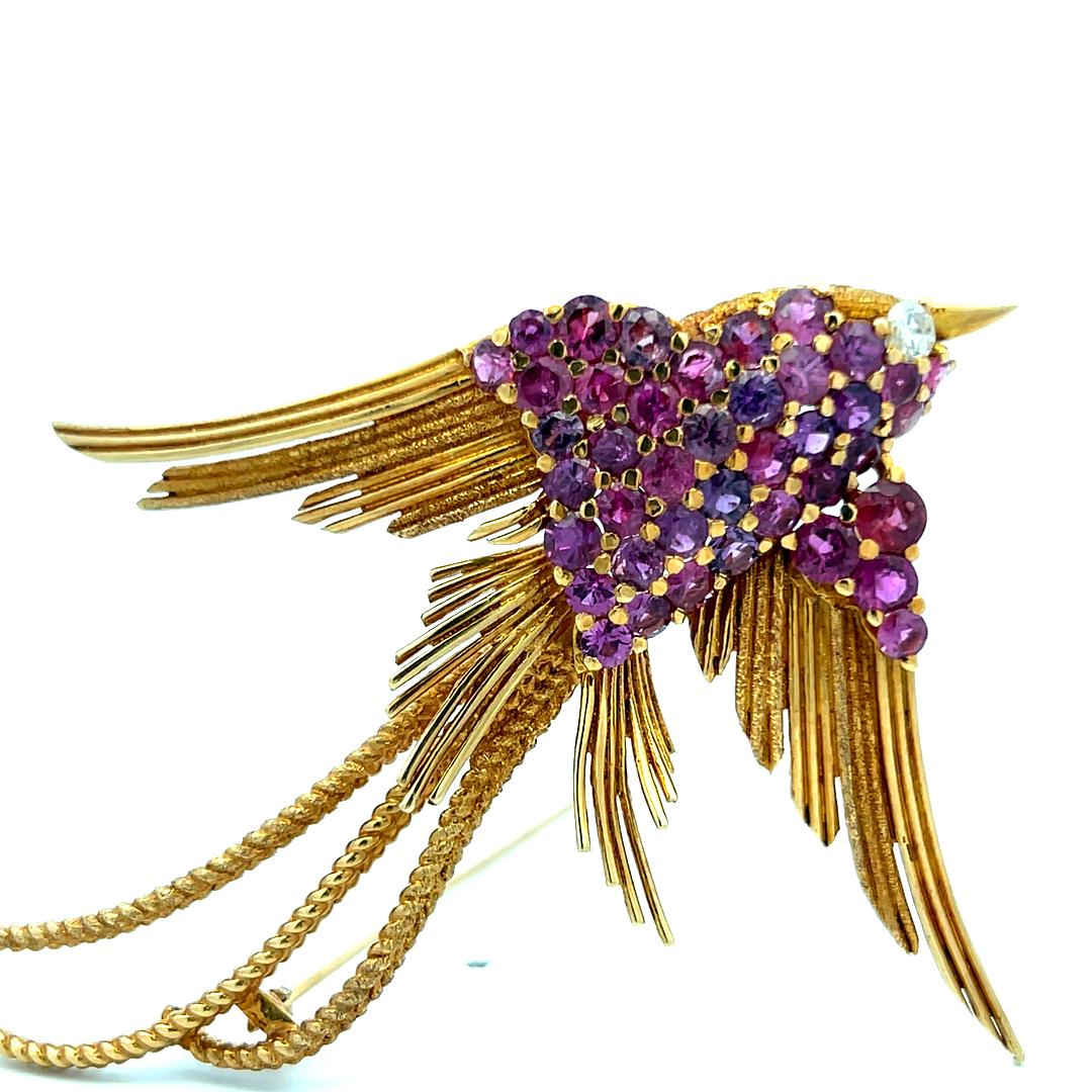 18K YG Bird Pin Brooch with 0.15 Carat Round G-VS Diamond & 4.5 Carat Ruby