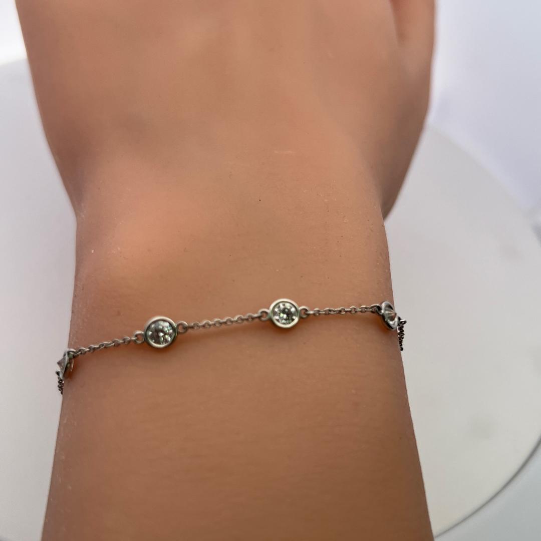 Tiffany & Co Platinum Link Bracelet with 1.26 Carat Round F-VS Diamonds