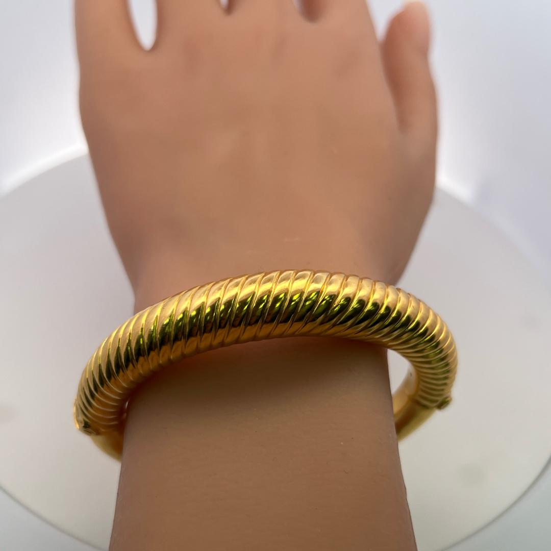 Lalaoonis 22K Yellow Gold Ribbed Torque Cuff Bracelet 6.75x0.37x0.40IN