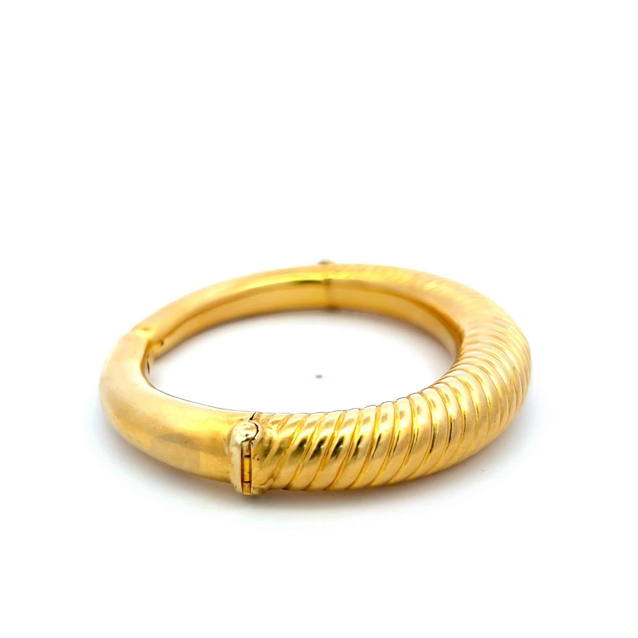Lalaoonis 22K Yellow Gold Ribbed Torque Cuff Bracelet 6.75x0.37x0.40IN