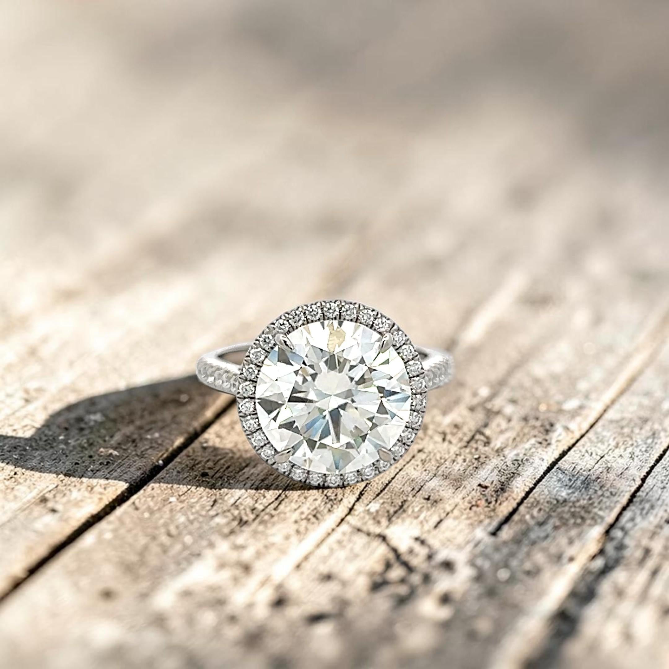 Tiffany & Co Platinum Halo Ring 5.33 Carat Round Diamonds Size 6  I VVS2 GIA