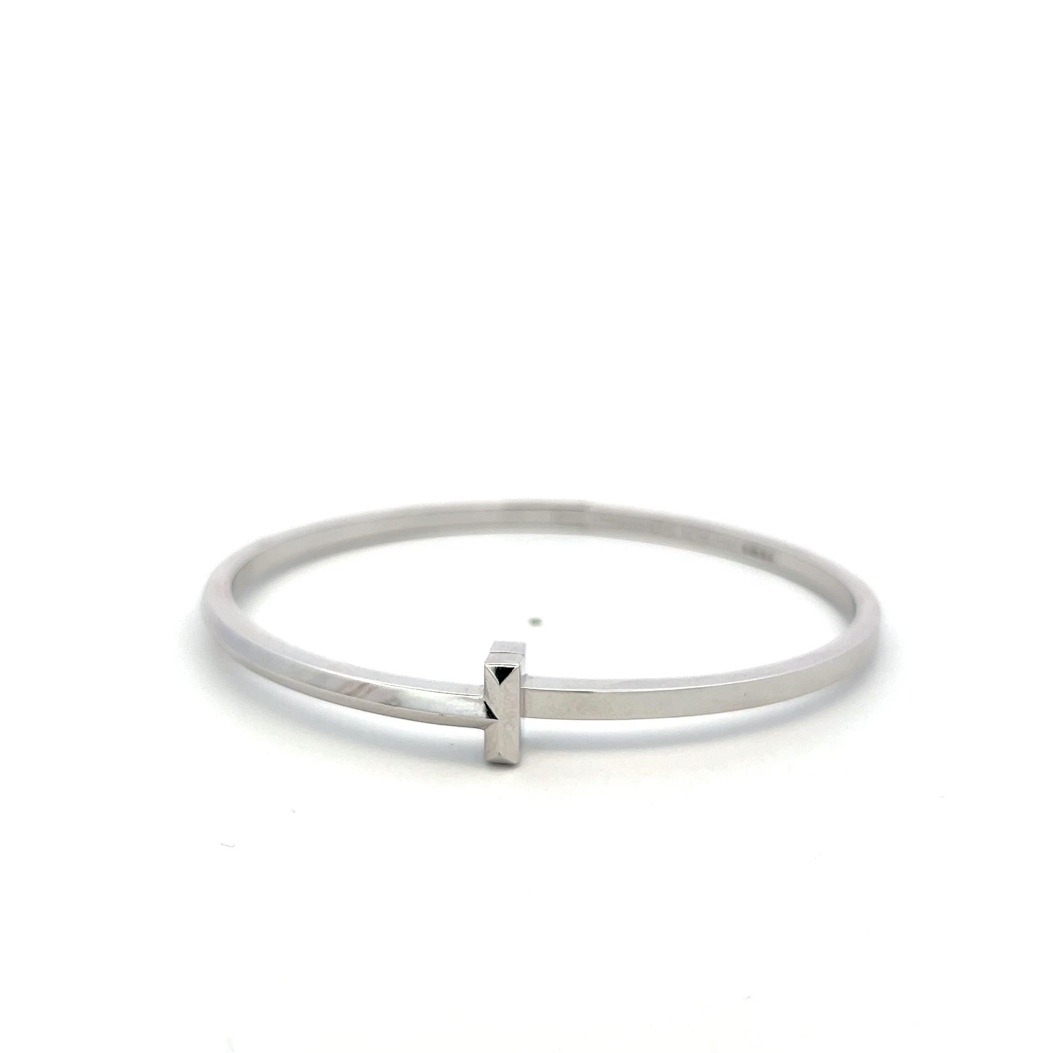 Tiffany & Co Vintage 18 Karat White Gold T Bangle Bracelet 7 Inch 25.4 Grams
