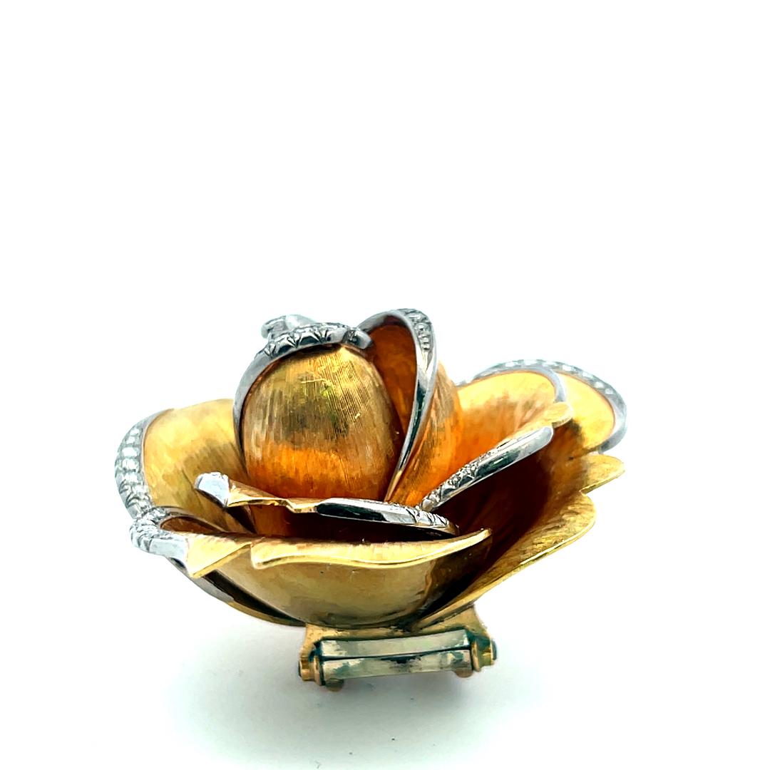 Vintage 18K Yellow Gold Rose Pin Brooch with 1 Carat Round H VS Diamonds