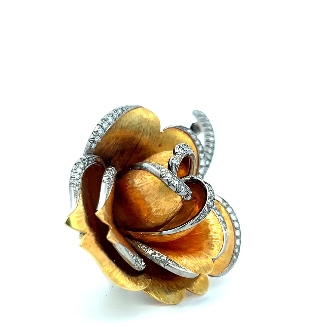 Vintage 18K Yellow Gold Rose Pin Brooch with 1 Carat Round H VS Diamonds