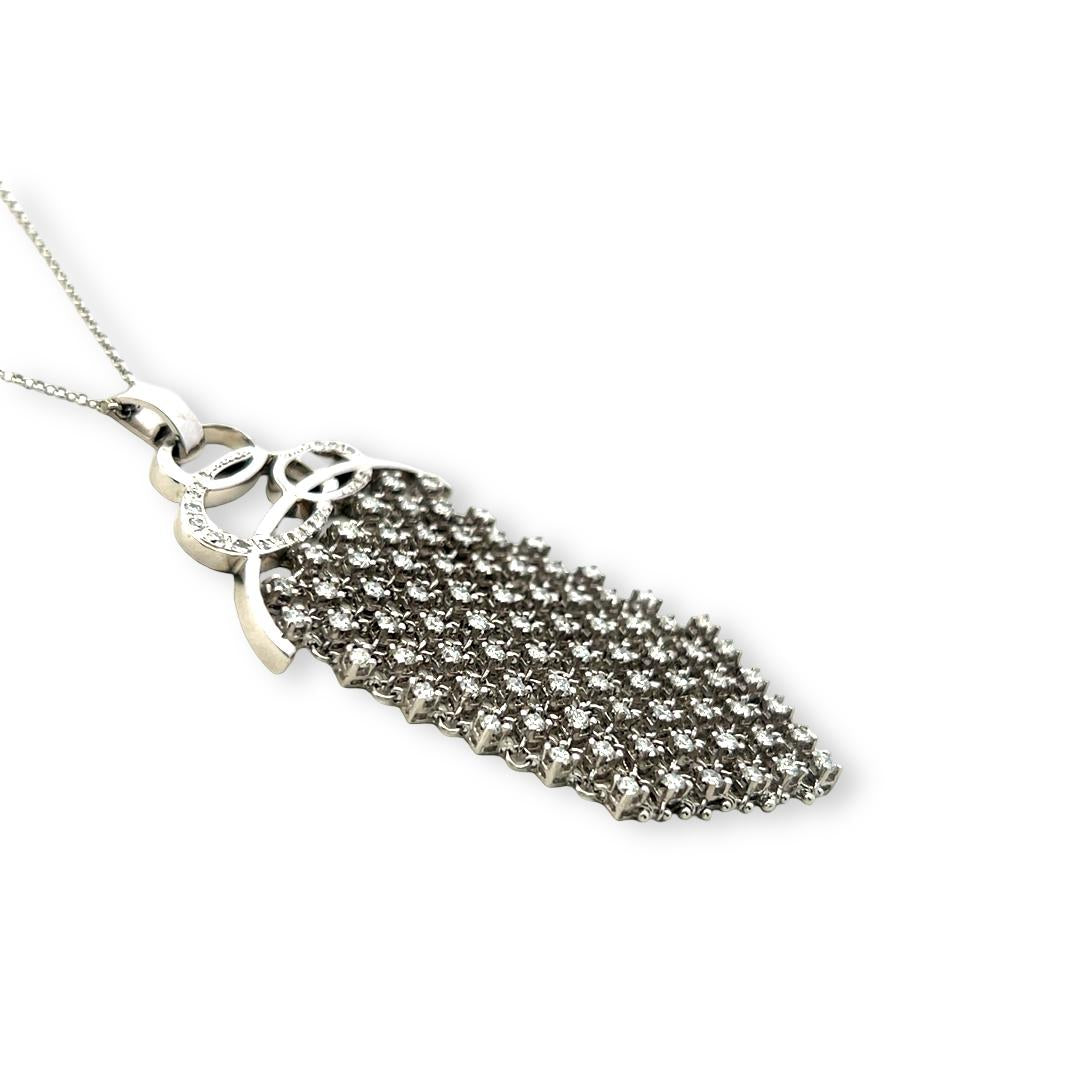 Vintage 18K White Gold Pendant Necklace with 2.21 Carat Round F-VS Diamonds