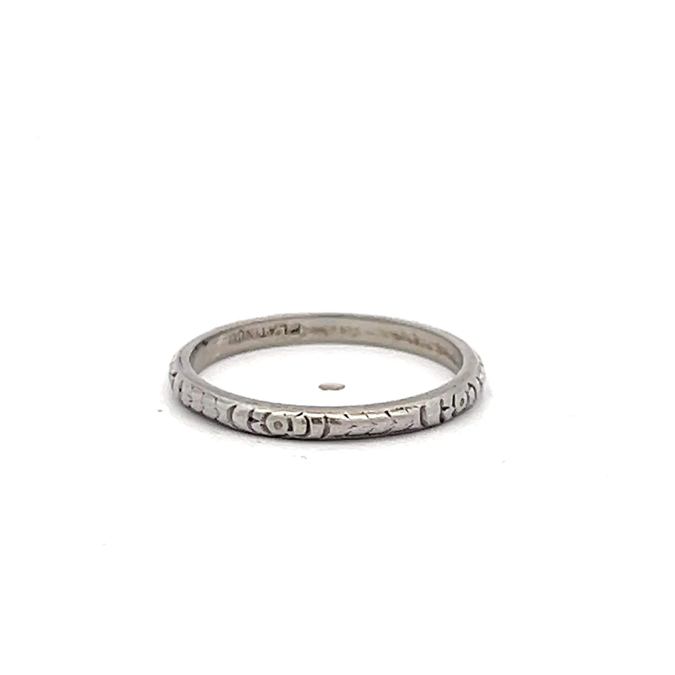 Vintage Platinum Band Ring 2.2 Grams Size 5