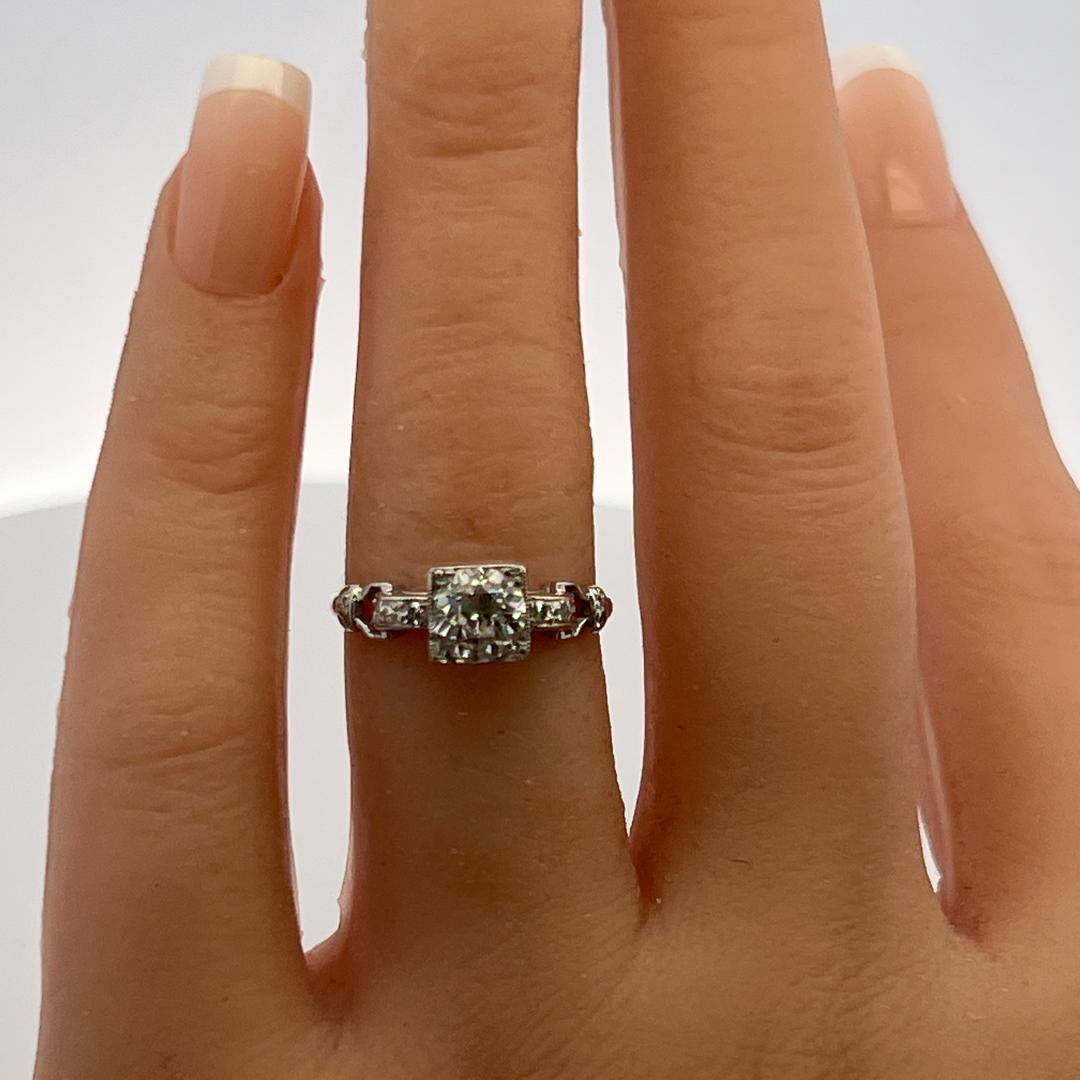 Platinum Art Deco Ring with 0.95 Carat Old European Cut Diamonds Size 5.75 GIA
