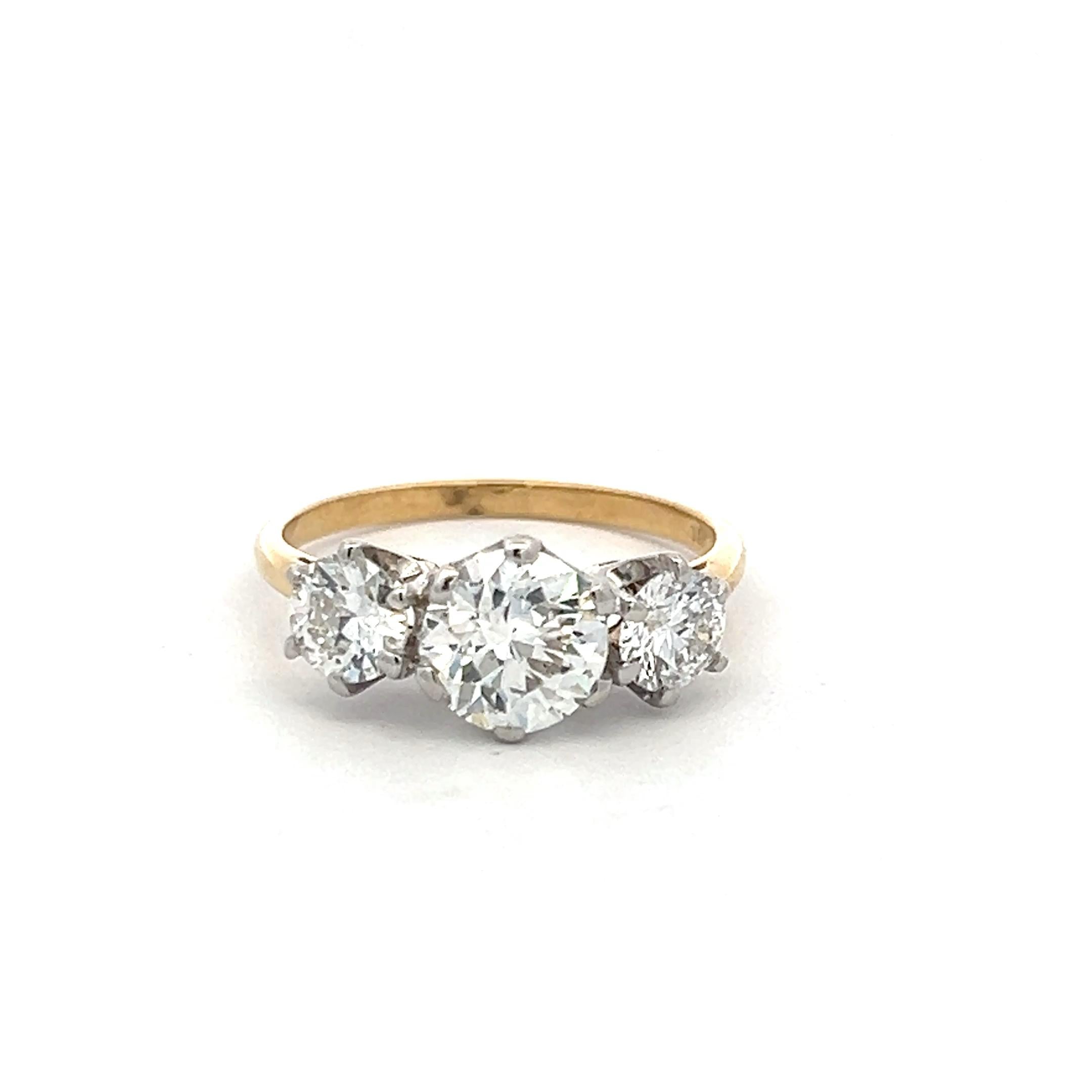 18K Two Tone Gold Three-Stone Ring 2.5ct Circular & European Diamonds I SI1 GIA