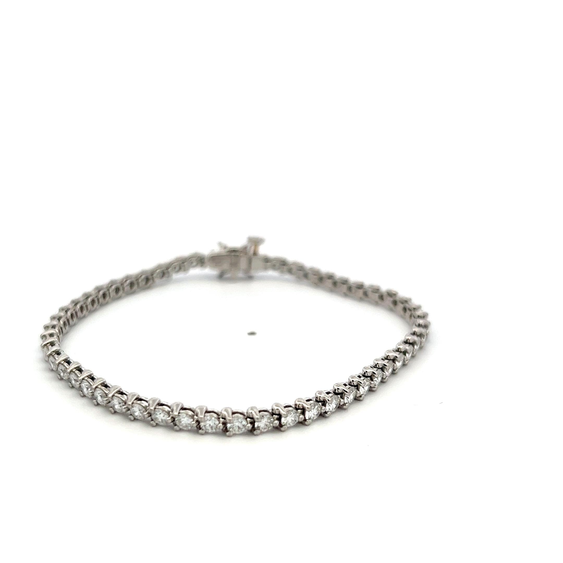 Tiffany & Co Platinum Tennis Bracelet with 3.08 Ct Round Marquis F VS Diamonds