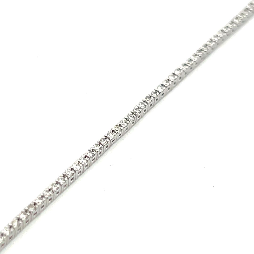 Vintage 14K White Gold Tennis Bracelet with 0.9 Carat Round H VS Diamonds