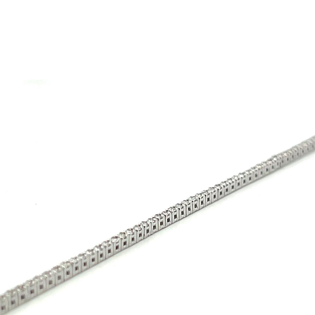 Vintage 14K White Gold Tennis Bracelet with 0.9 Carat Round H VS Diamonds