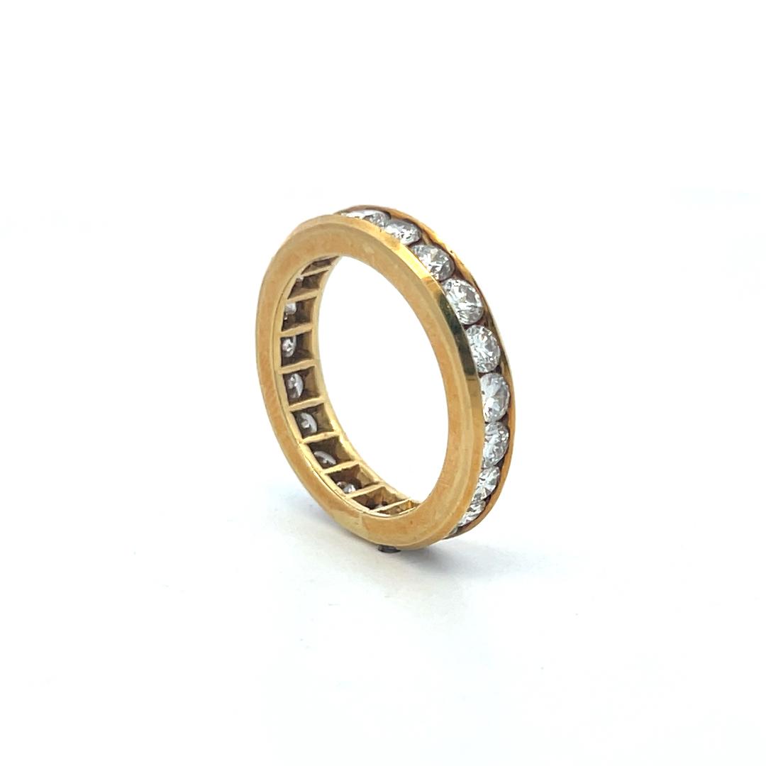 18K Yellow Gold Eternity Band Ring with 2.5 Carat Round H VS Diamonds Size 6.5