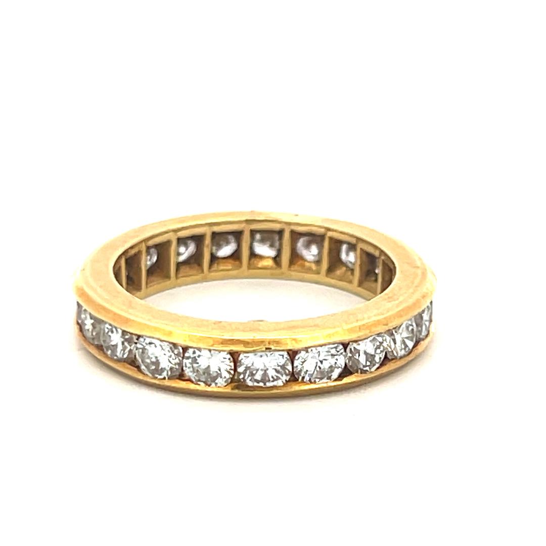 18K Yellow Gold Eternity Band Ring with 2.5 Carat Round H VS Diamonds Size 6.5