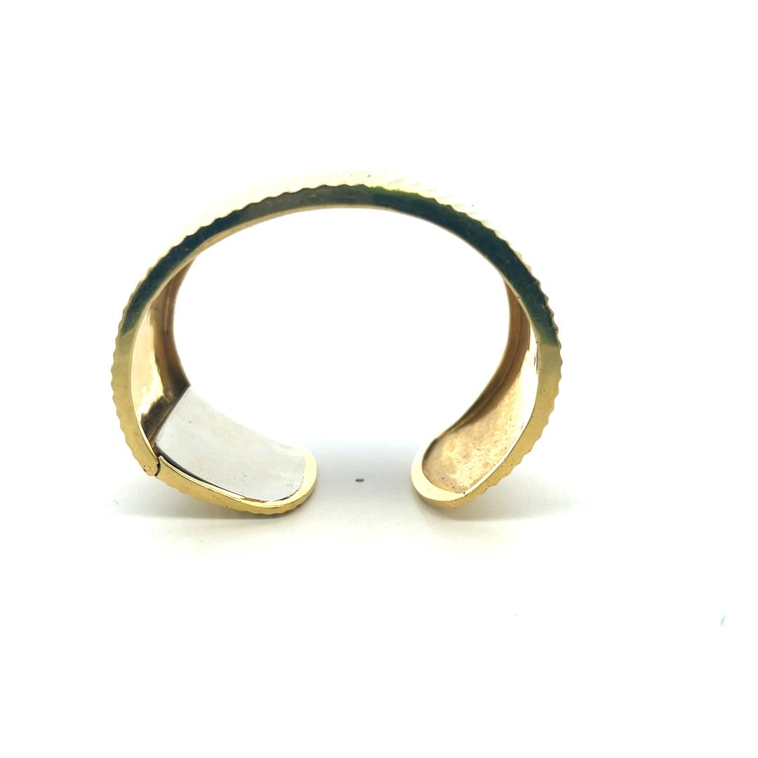 Vintage 18 Karat Yellow Gold Bold Bangle Bracelet 89.9 Grams