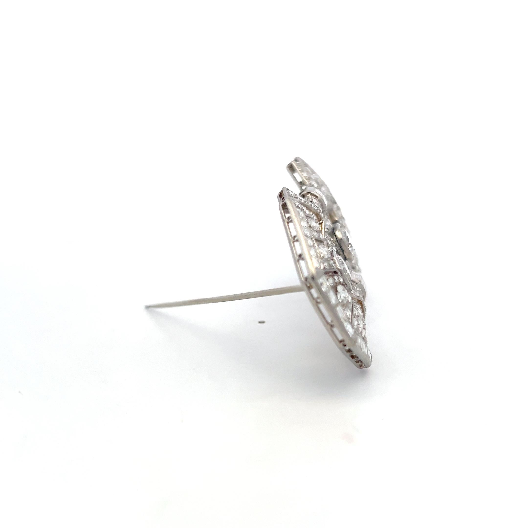 Vintage Platinum Pin Brooch with 15 Carat Mixed Cut G SI Diamonds 28.2 Grams