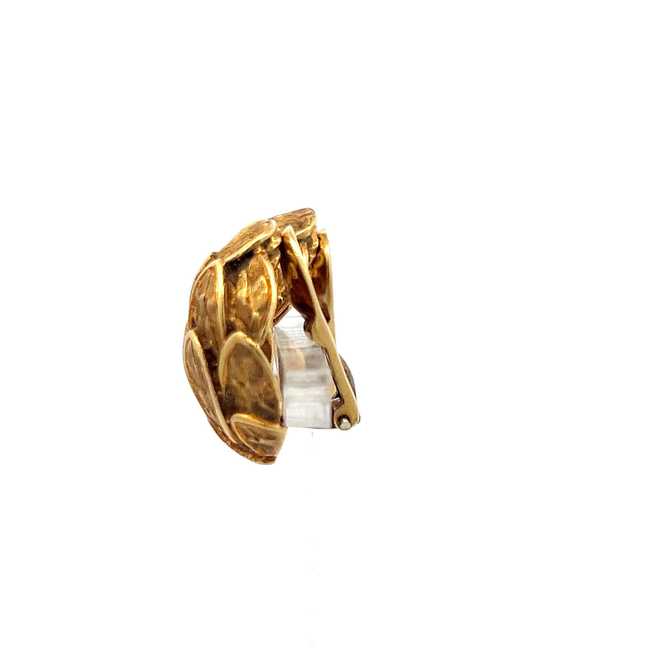 Vintage 18 Karat Yellow Gold Clip-On Earrings  19.9 Grams
