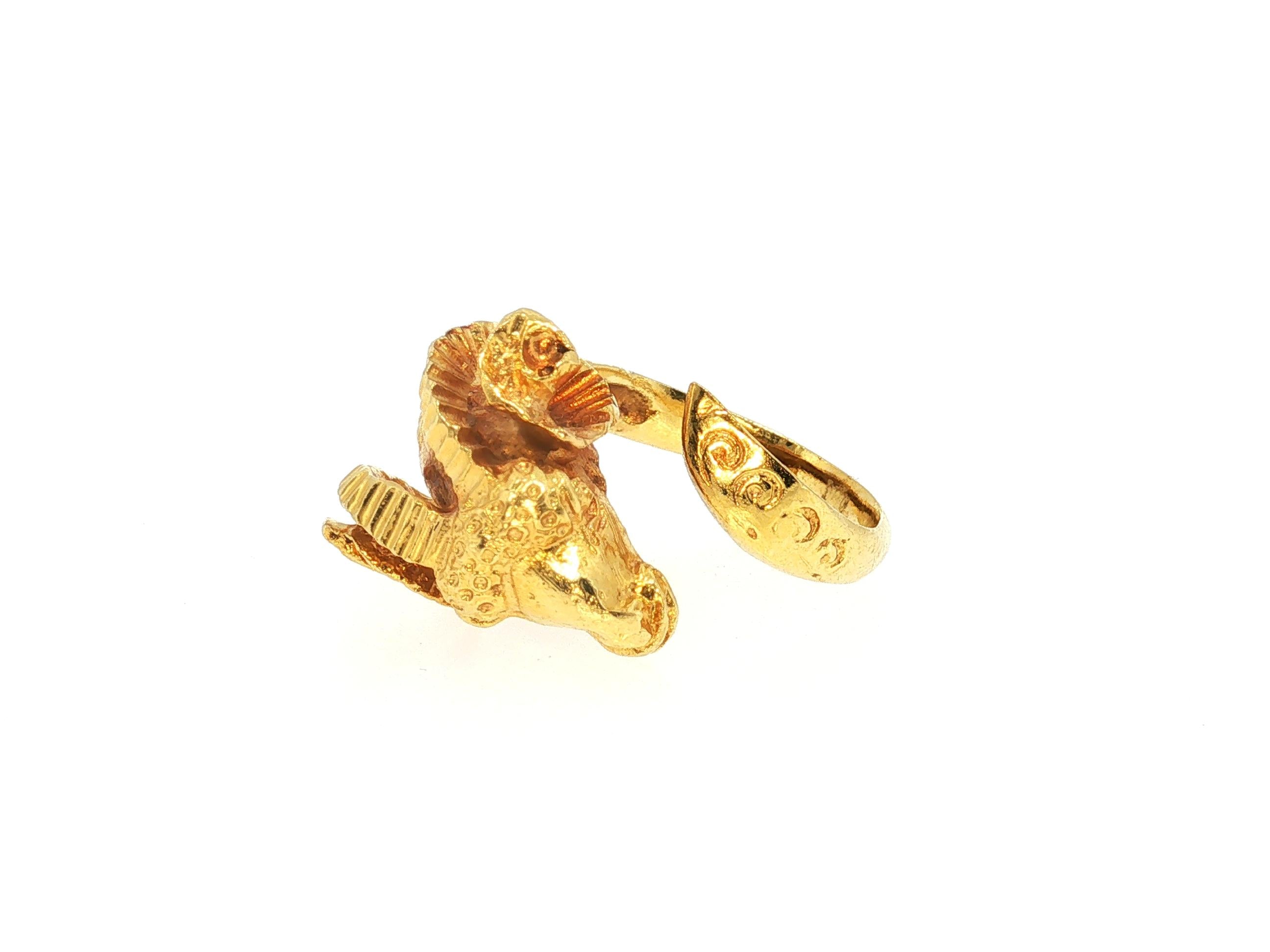 Vintage 18K Yellow Gold Bold Ram Cocktail Ring 9.6 Grams Size 4