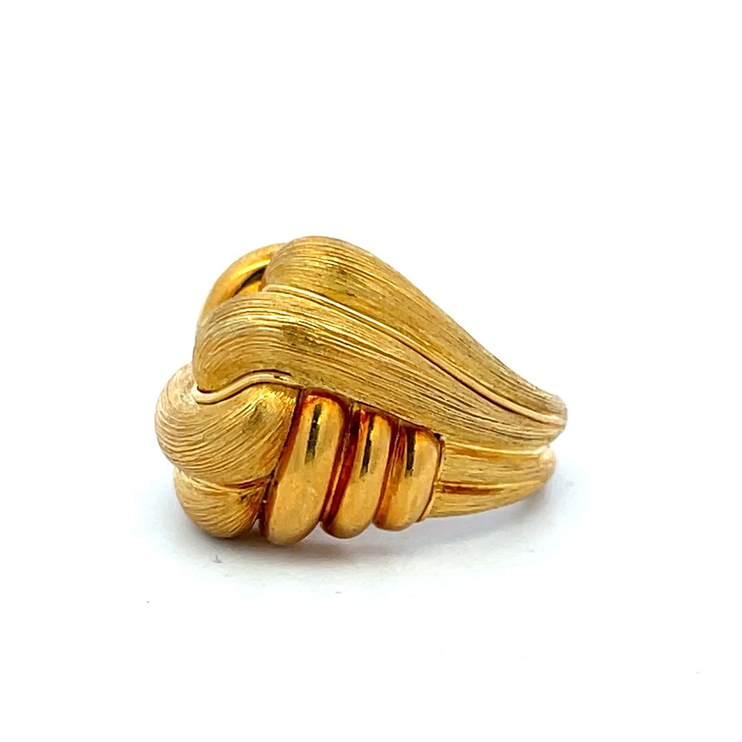 Henry Dunay Vintage 18 Karat Yellow Gold Bold Cocktail Ring Size 6.25