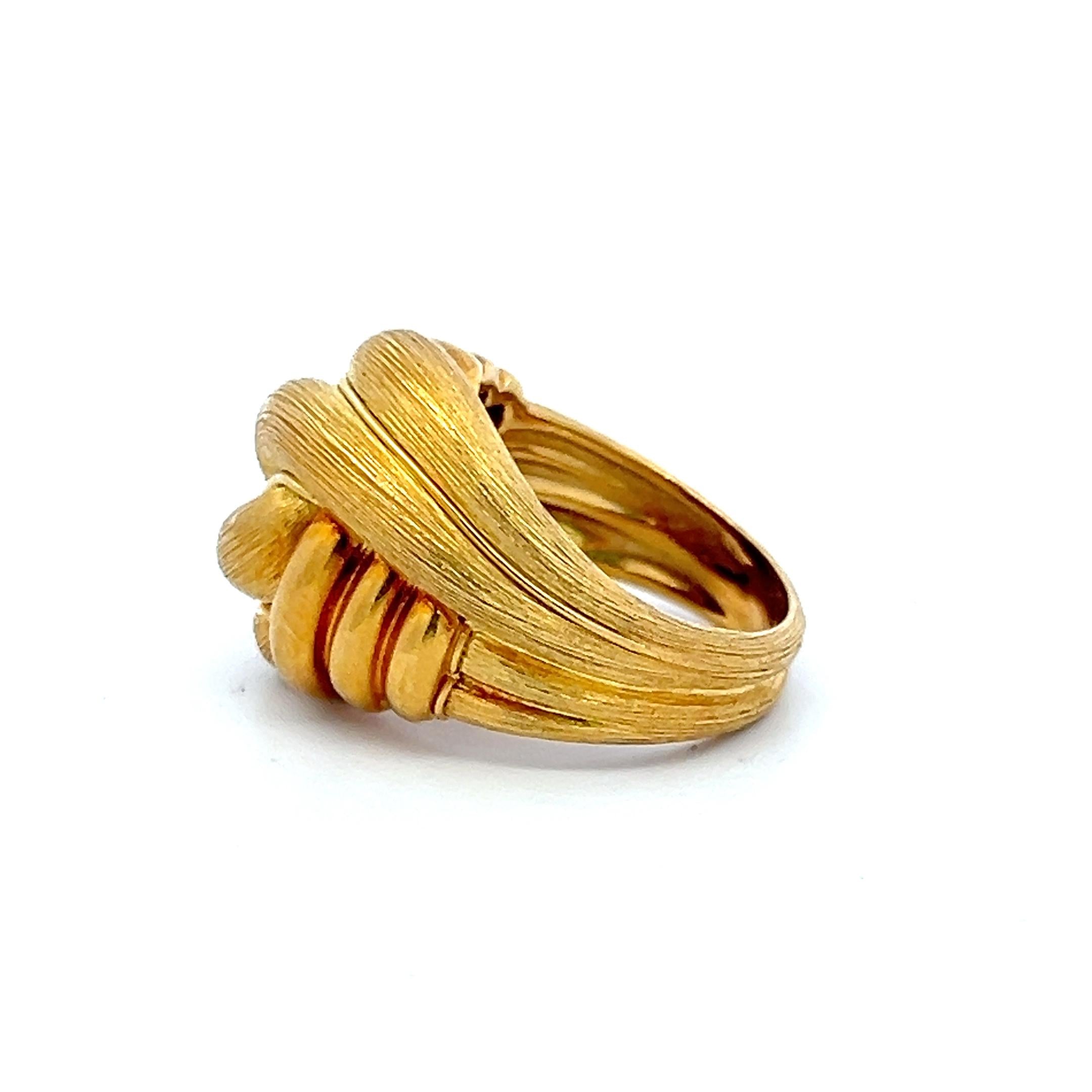 Henry Dunay Vintage 18 Karat Yellow Gold Bold Cocktail Ring Size 6.25
