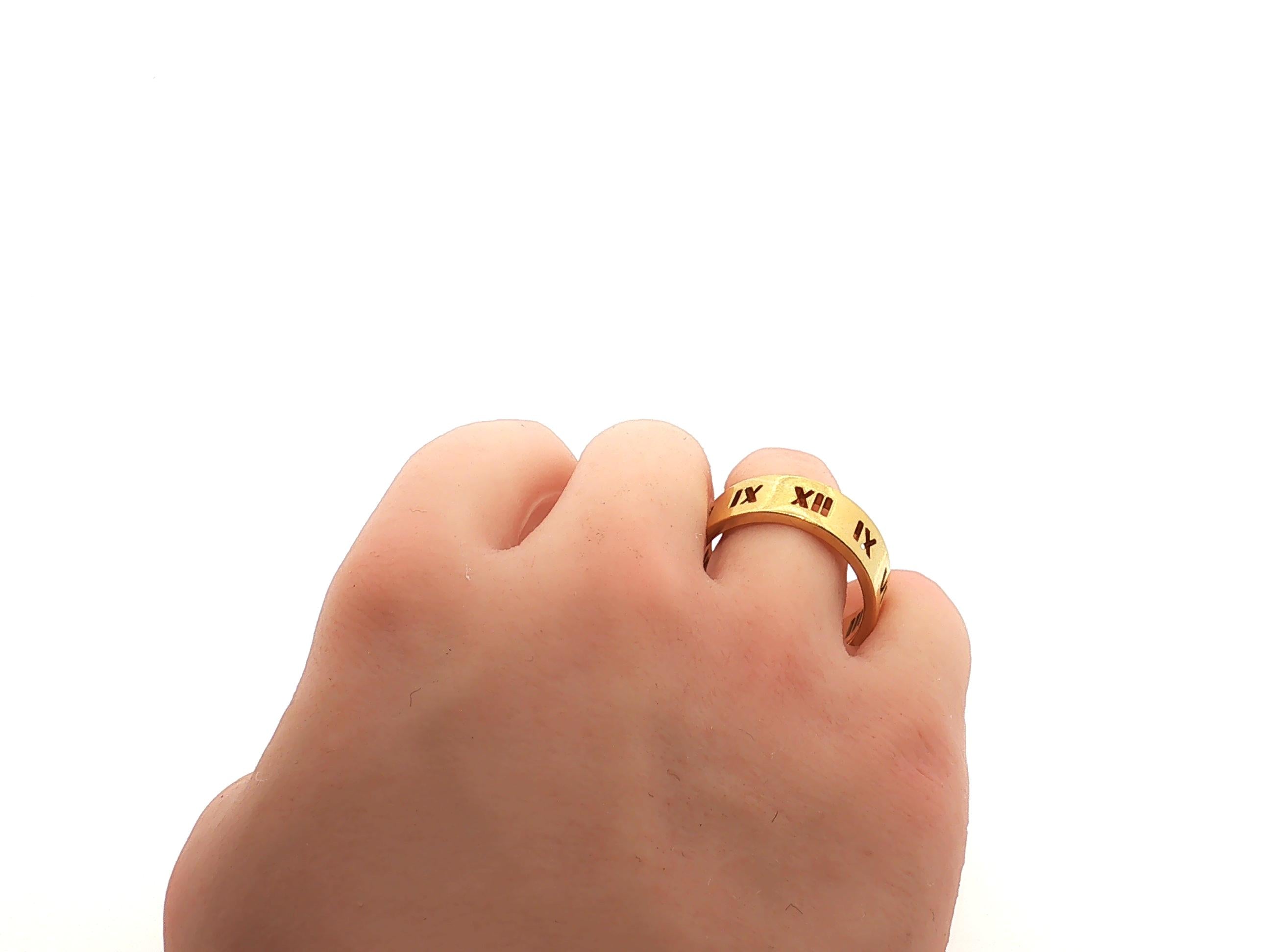 Tiffany & Co Atlas Vintage 18K Yellow Gold Band Ring Size 10.5