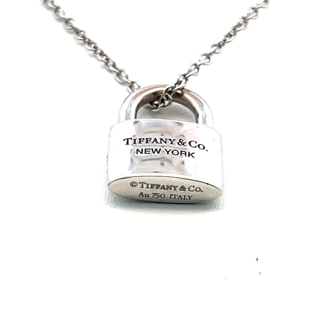 Tiffany & Co 18K WG Pendant Necklace with 1.35 Carat Round F VS Diamonds 20 IN