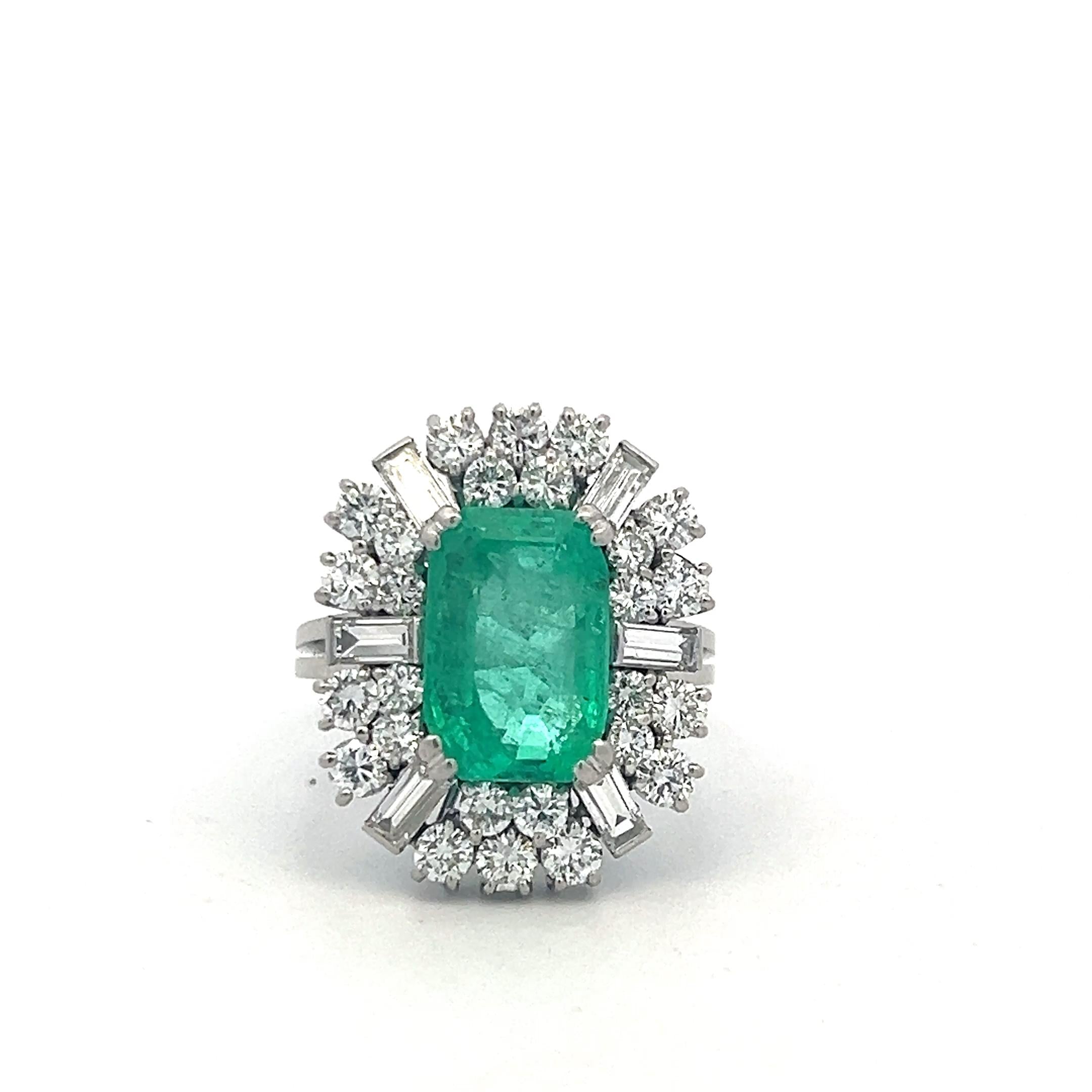Platinum Cluster Ring 2.8ct Round & Emerald F VS Diamonds & 12.12x8.20MM Emerald