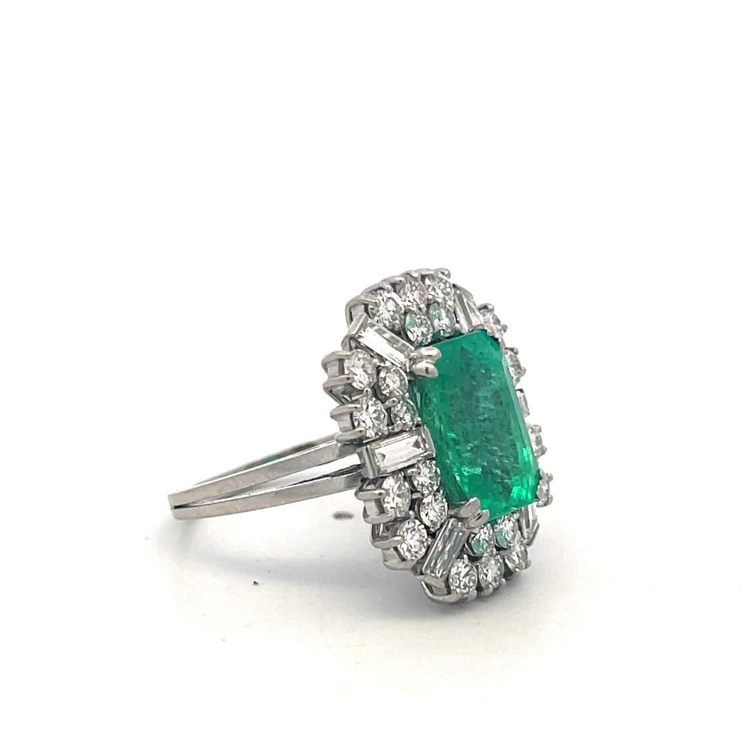 Platinum Cluster Ring 2.8ct Round & Emerald F VS Diamonds & 12.12x8.20MM Emerald