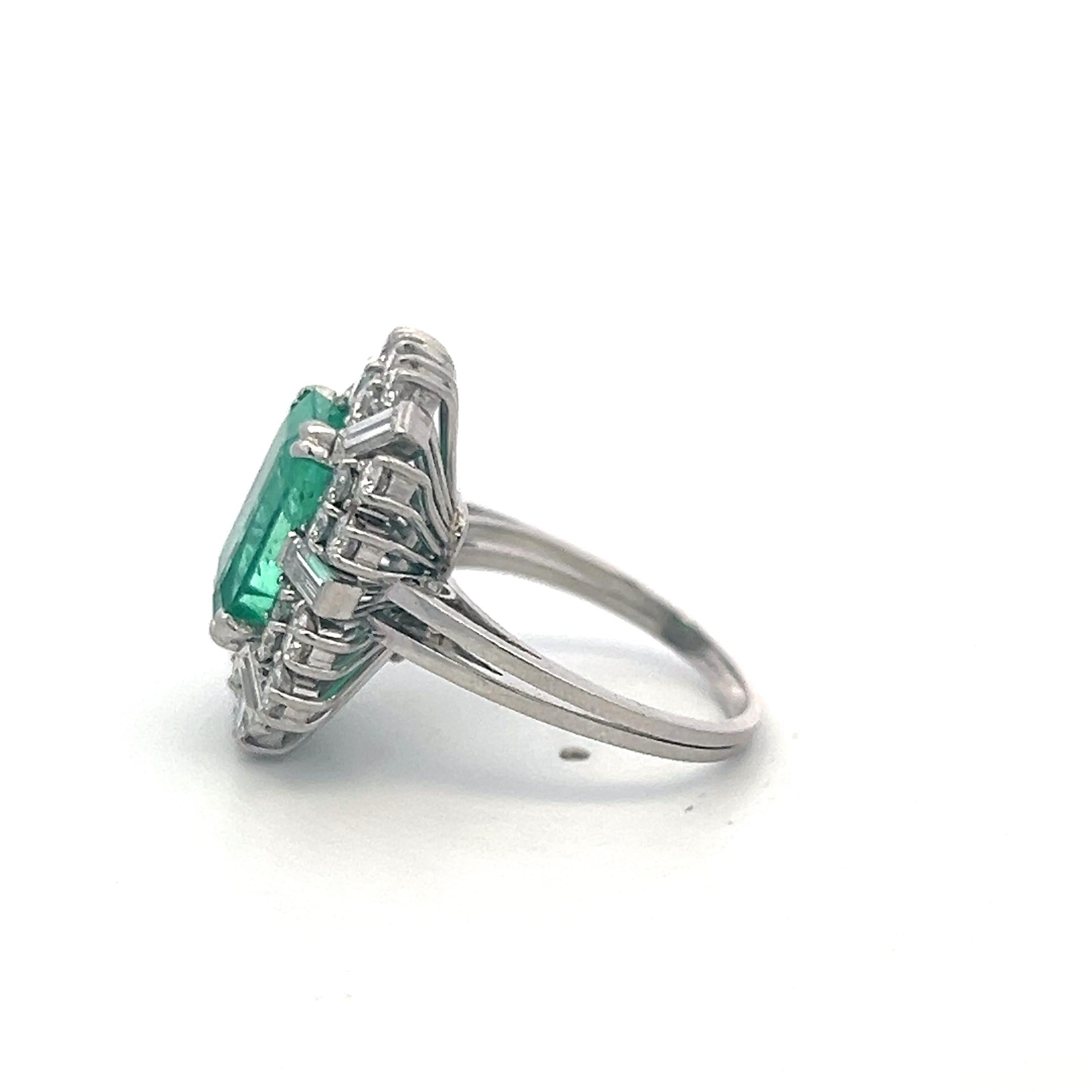 Platinum Cluster Ring 2.8ct Round & Emerald F VS Diamonds & 12.12x8.20MM Emerald