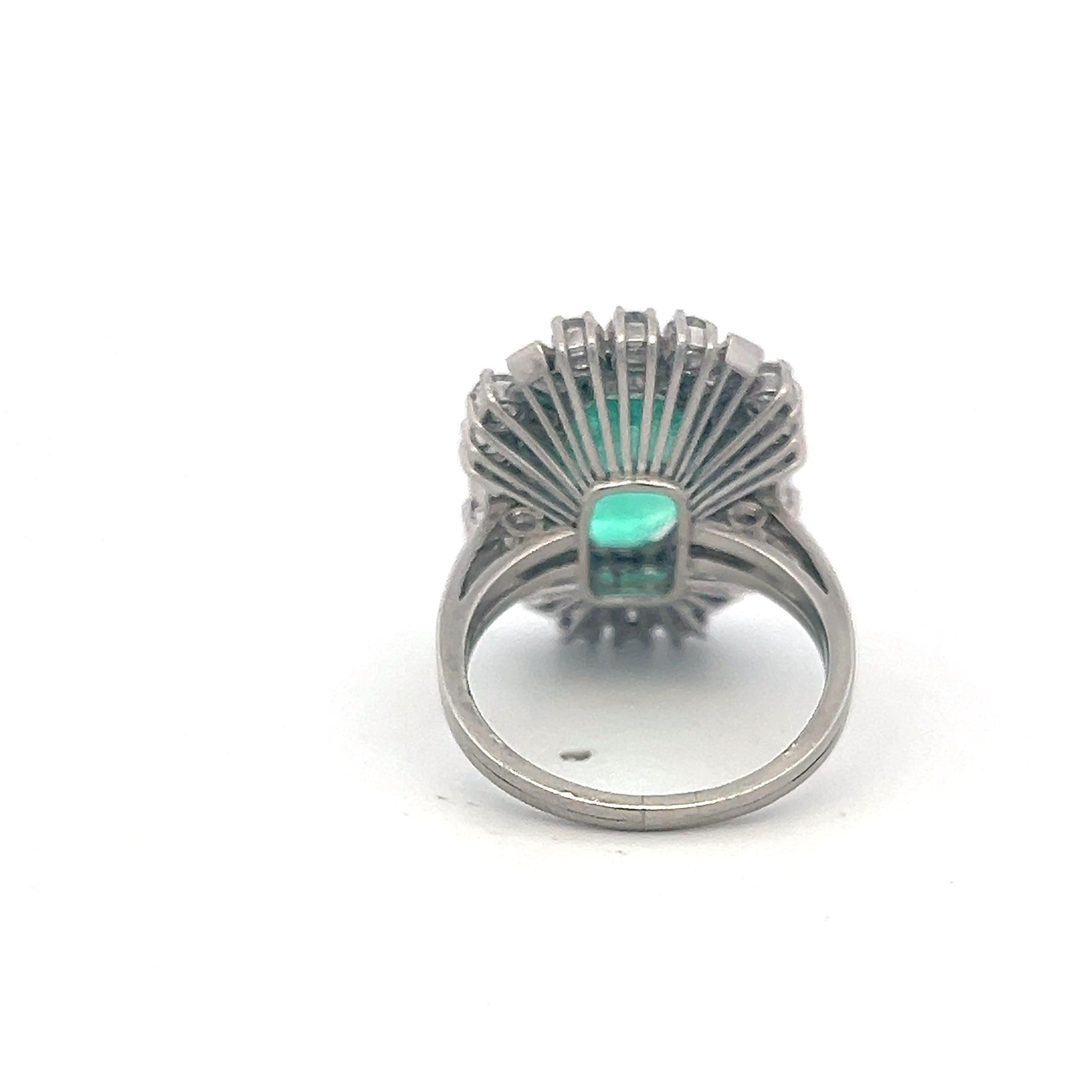 Platinum Cluster Ring 2.8ct Round & Emerald F VS Diamonds & 12.12x8.20MM Emerald