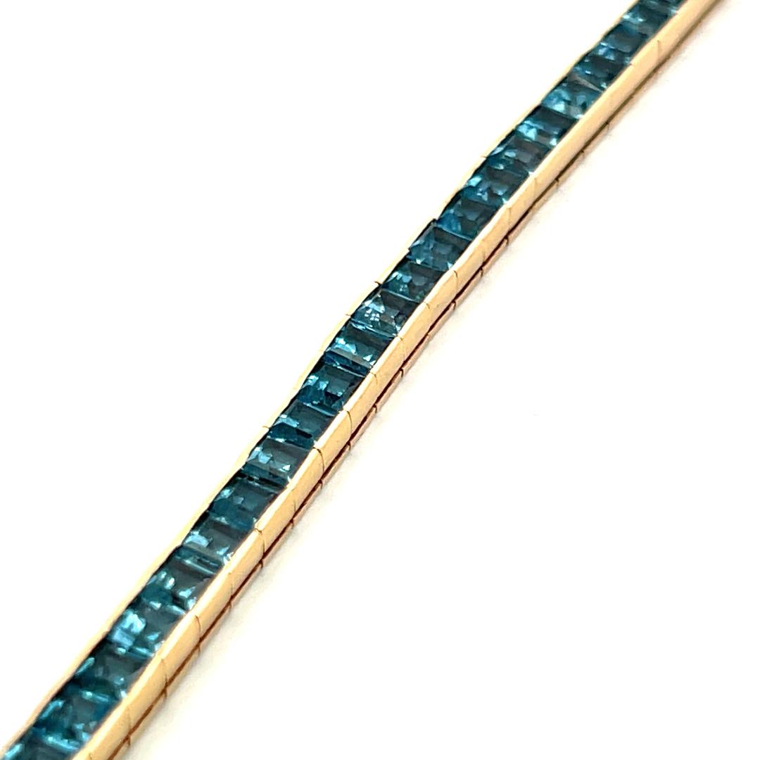 Vintage 14K Yellow Gold Tennis Bracelet with 4.06x3.31 MM Blue Topaz