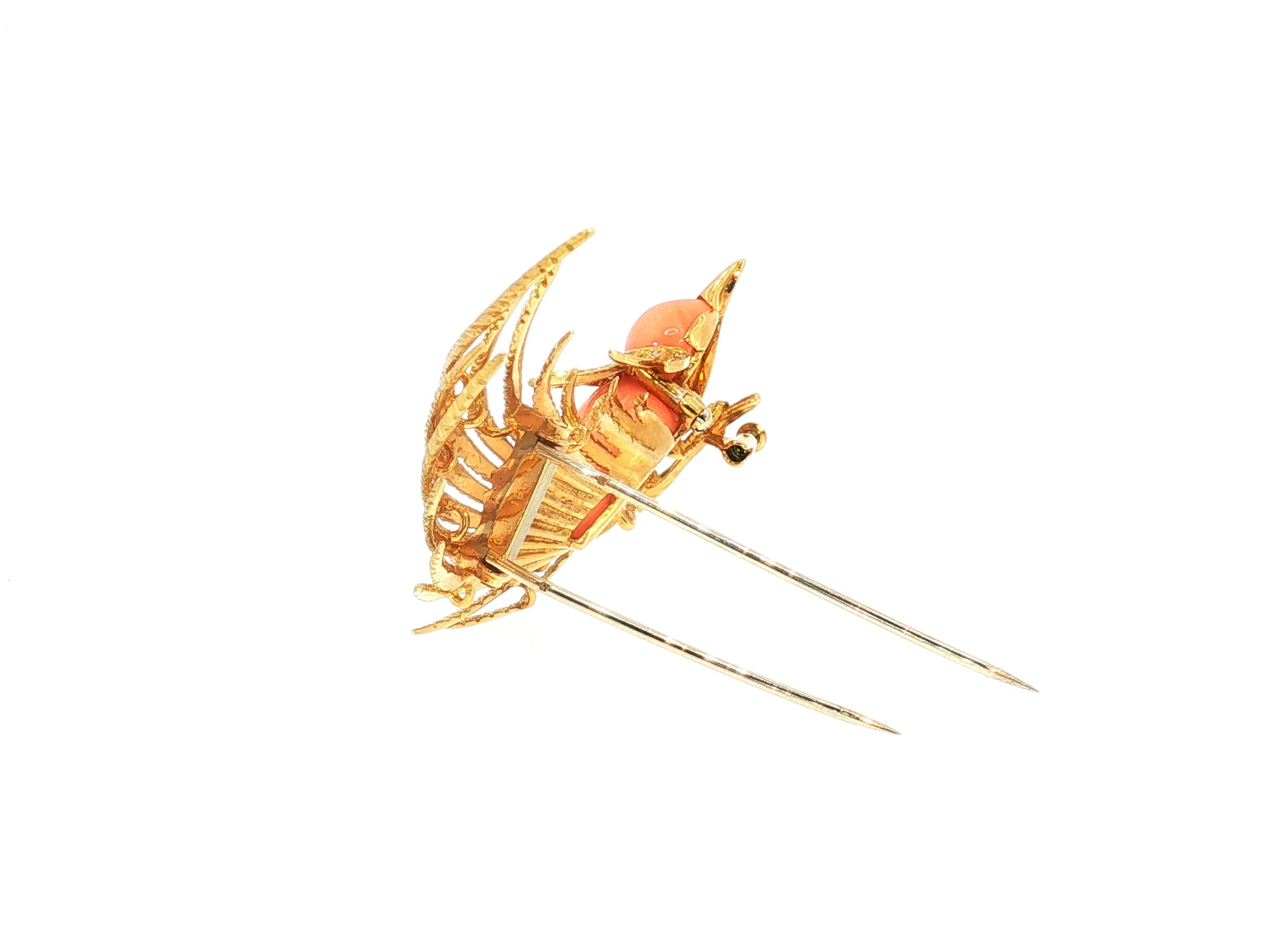 18K Yellow Gold Bird Pin Brooch 0.6ct Round H VS Diamonds 22.61x10.95mm Coral