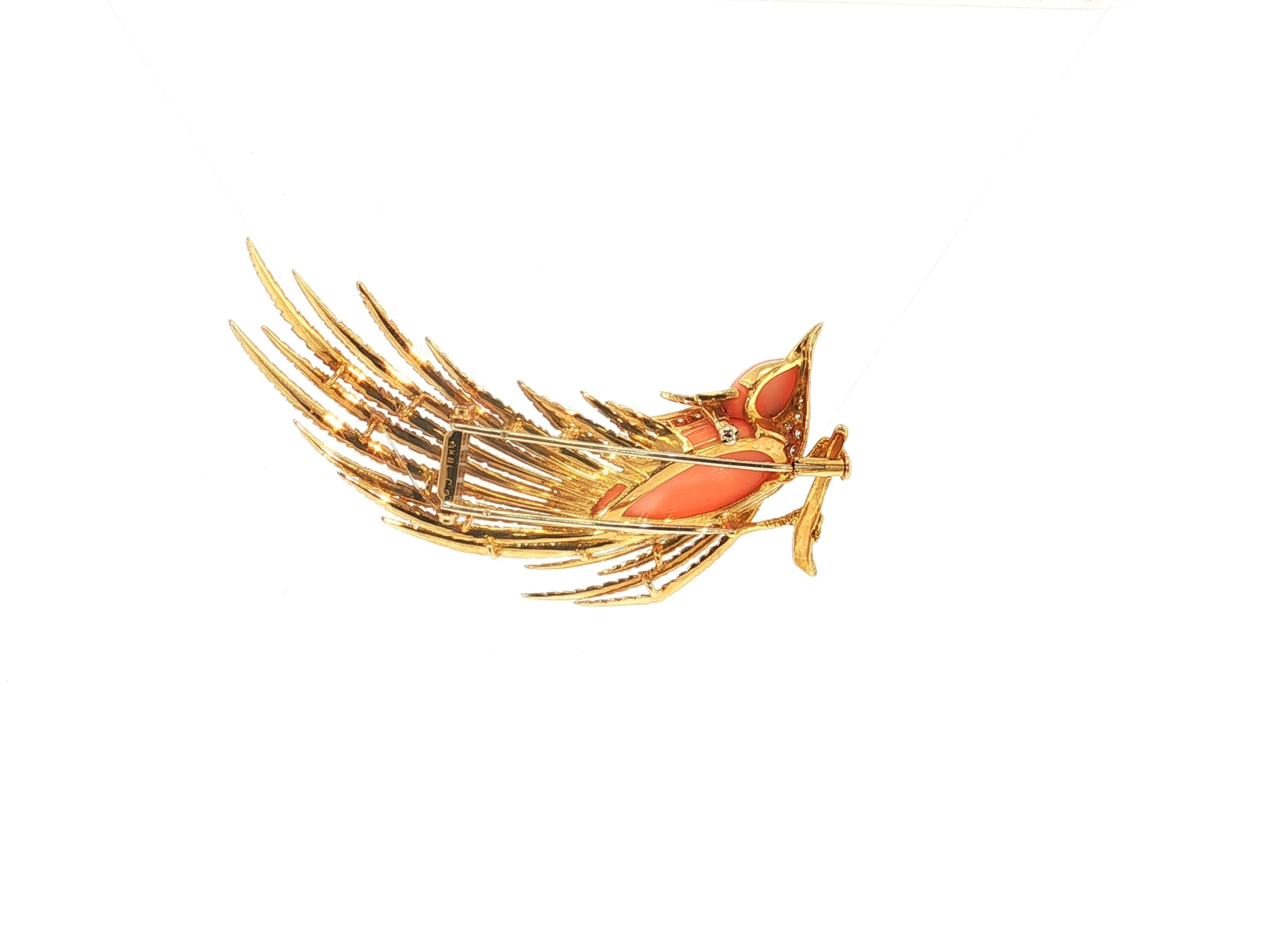 18K Yellow Gold Bird Pin Brooch 0.6ct Round H VS Diamonds 22.61x10.95mm Coral