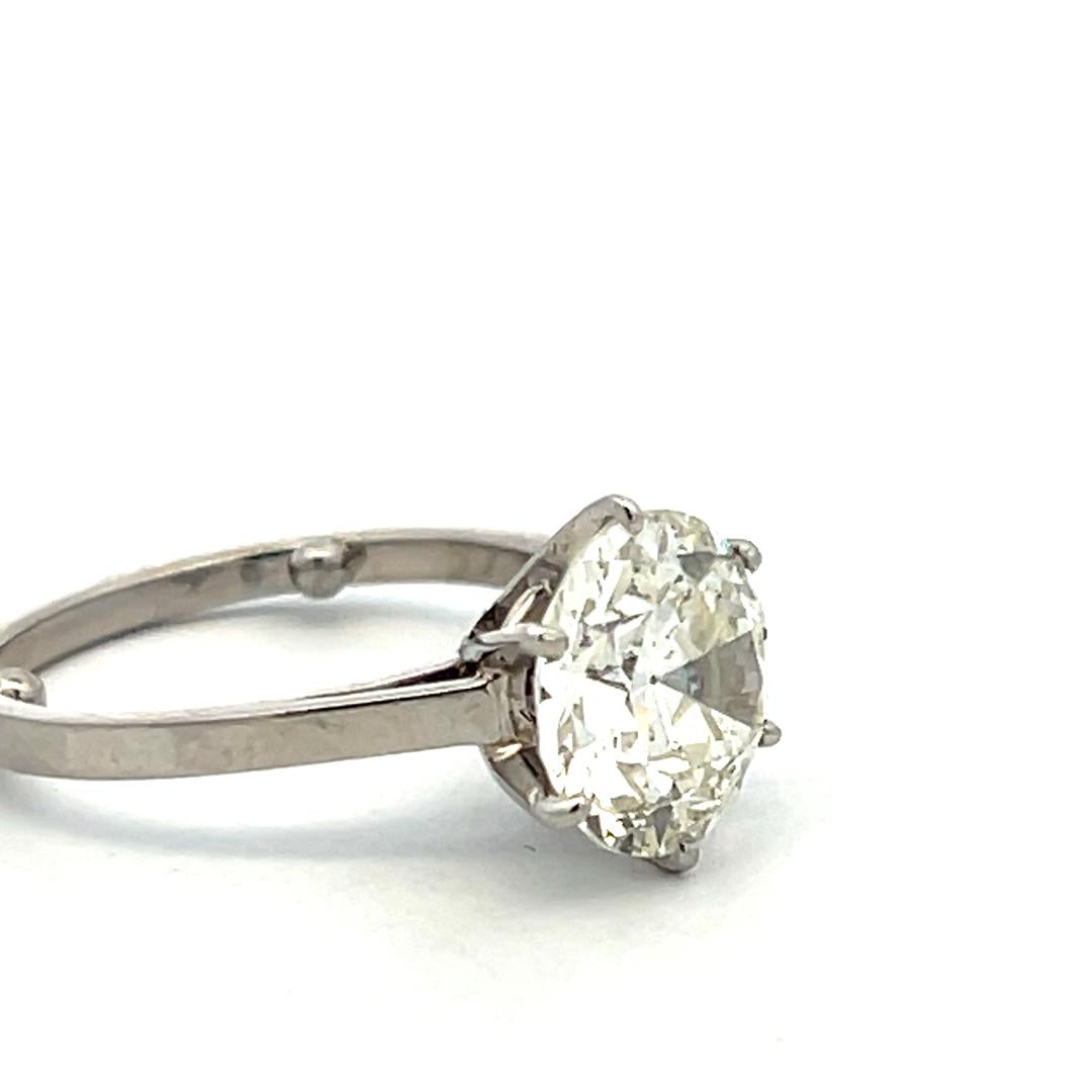 Vintage Platinum Engagement Ring with 2.64 Carat Circular Brilliant Diamond GIA
