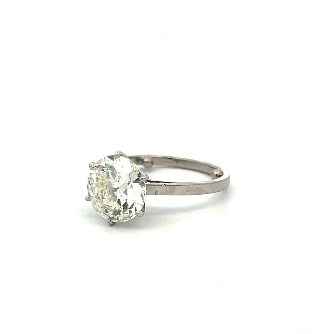 Vintage Platinum Engagement Ring with 2.64 Carat Circular Brilliant Diamond GIA