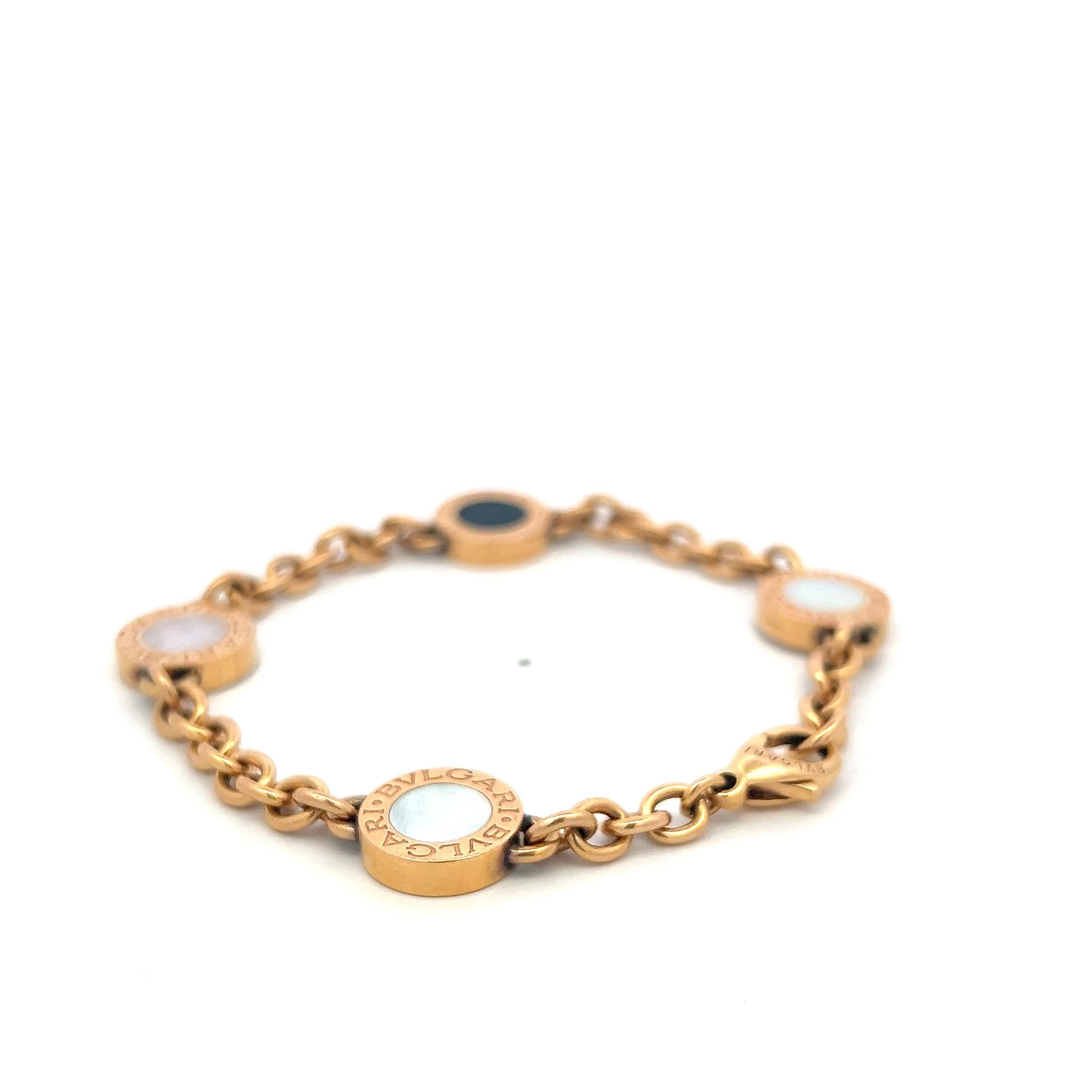 Bvlgari Vintage 18 Karat Yellow Gold Link Bracelet 29.5 Grams MOP and Onyx