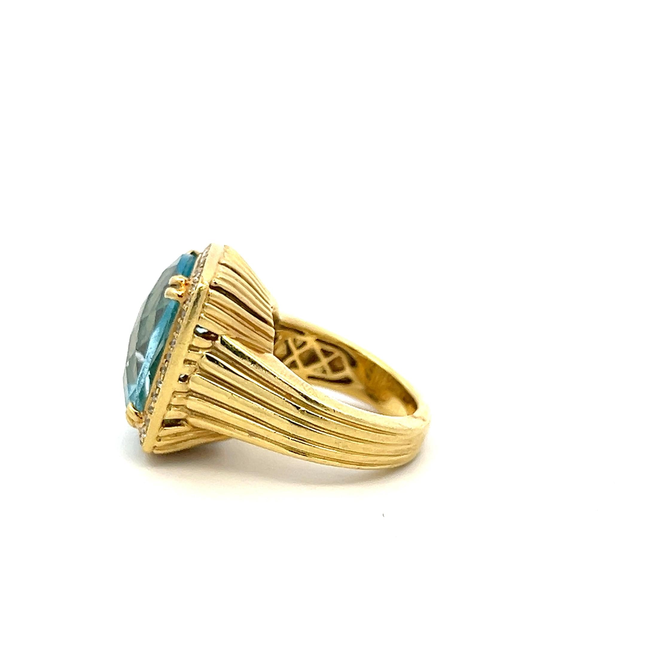 18K YG Cocktail Ring with 0.25ct Round Diamonds & 13.7x16.00mm Aquamarine Size 6