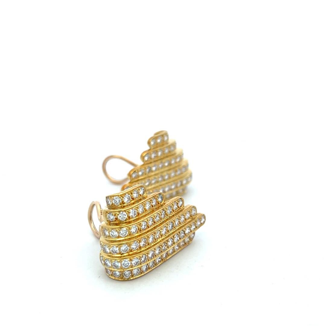 Vintage 18K Yellow Gold Clip On Earrings with 4 Carat Round I SI Diamonds