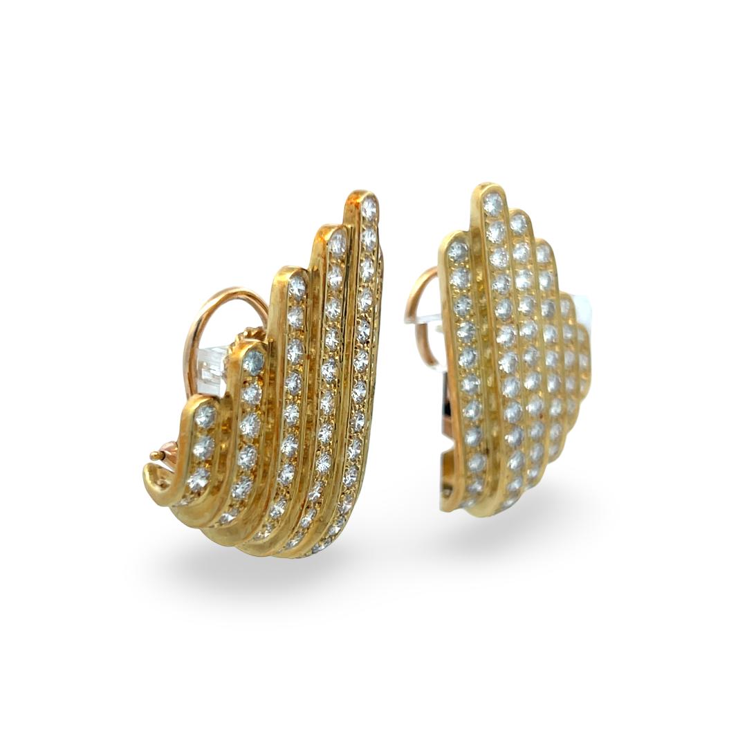 Vintage 18K Yellow Gold Clip On Earrings with 4 Carat Round I SI Diamonds