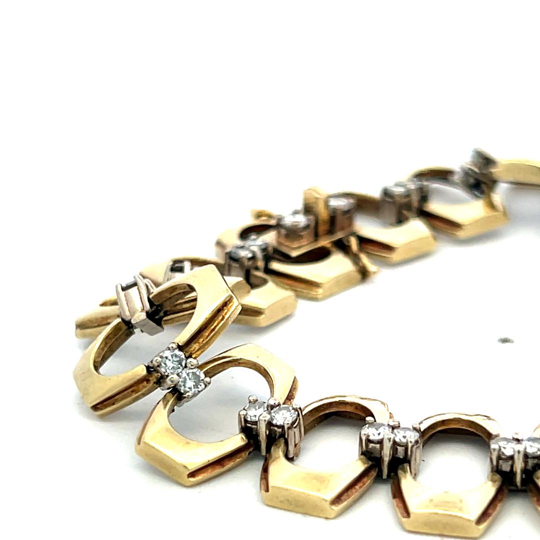 Vintage 14K Yellow Gold Link Bracelet with 1.85 Carat Round G SI Diamonds