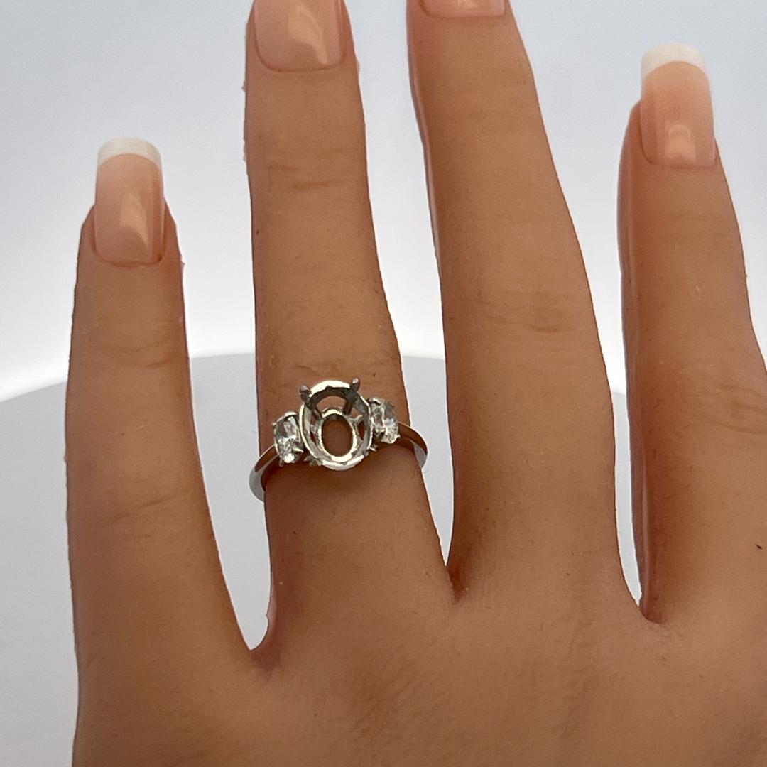 Platinum Semi Mount Ring with 0.6 Carat Oval Diamonds Fits 6.3x8.5 MM 1.5 ct+