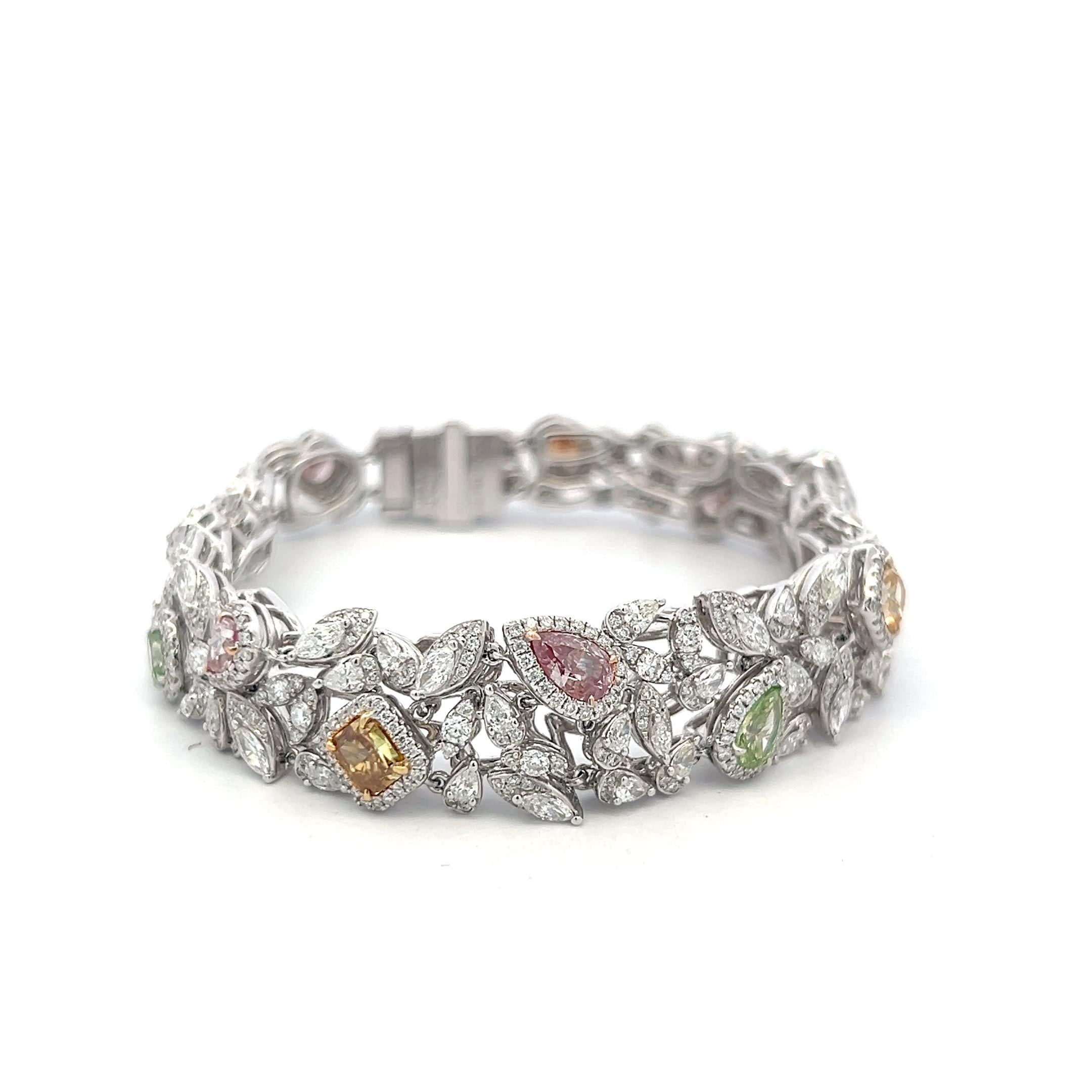 Vintage 18K White Gold Link Bracelet with 9.5 Carat Mixed Cut Diamonds
