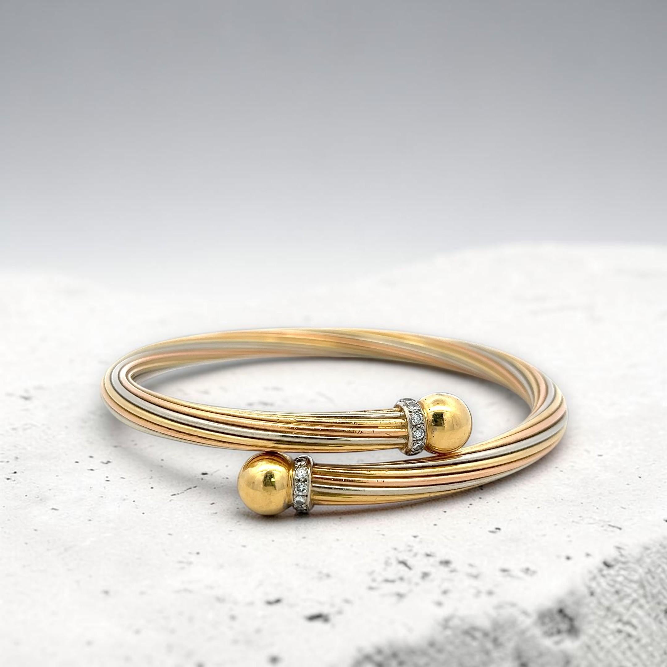 Vintage 18K Two Tone Gold Bangle Bracelet with 0.15 Carat Round K-I1 Diamonds