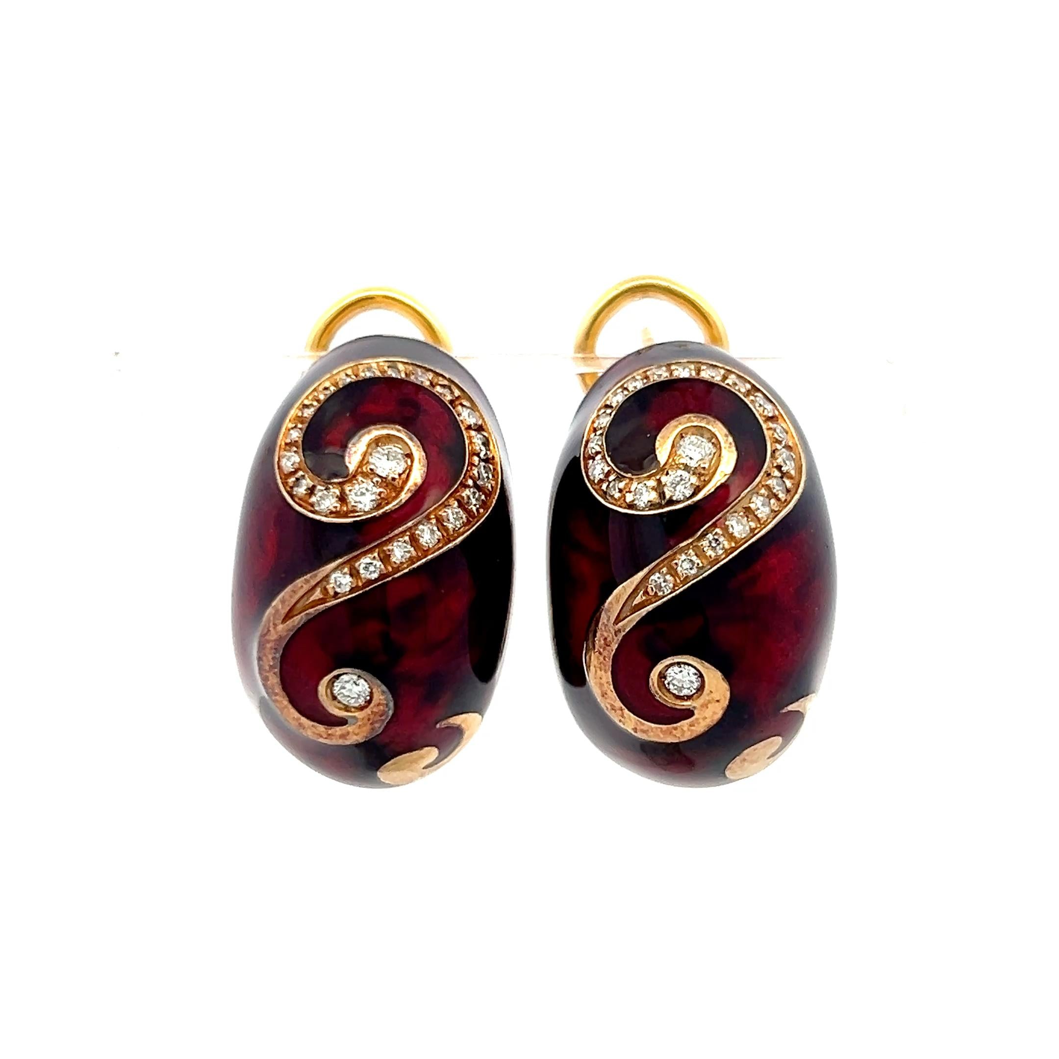 Vintage 18K Yellow Gold Clip On Earrings with 1 Carat Round H VS Diamonds
