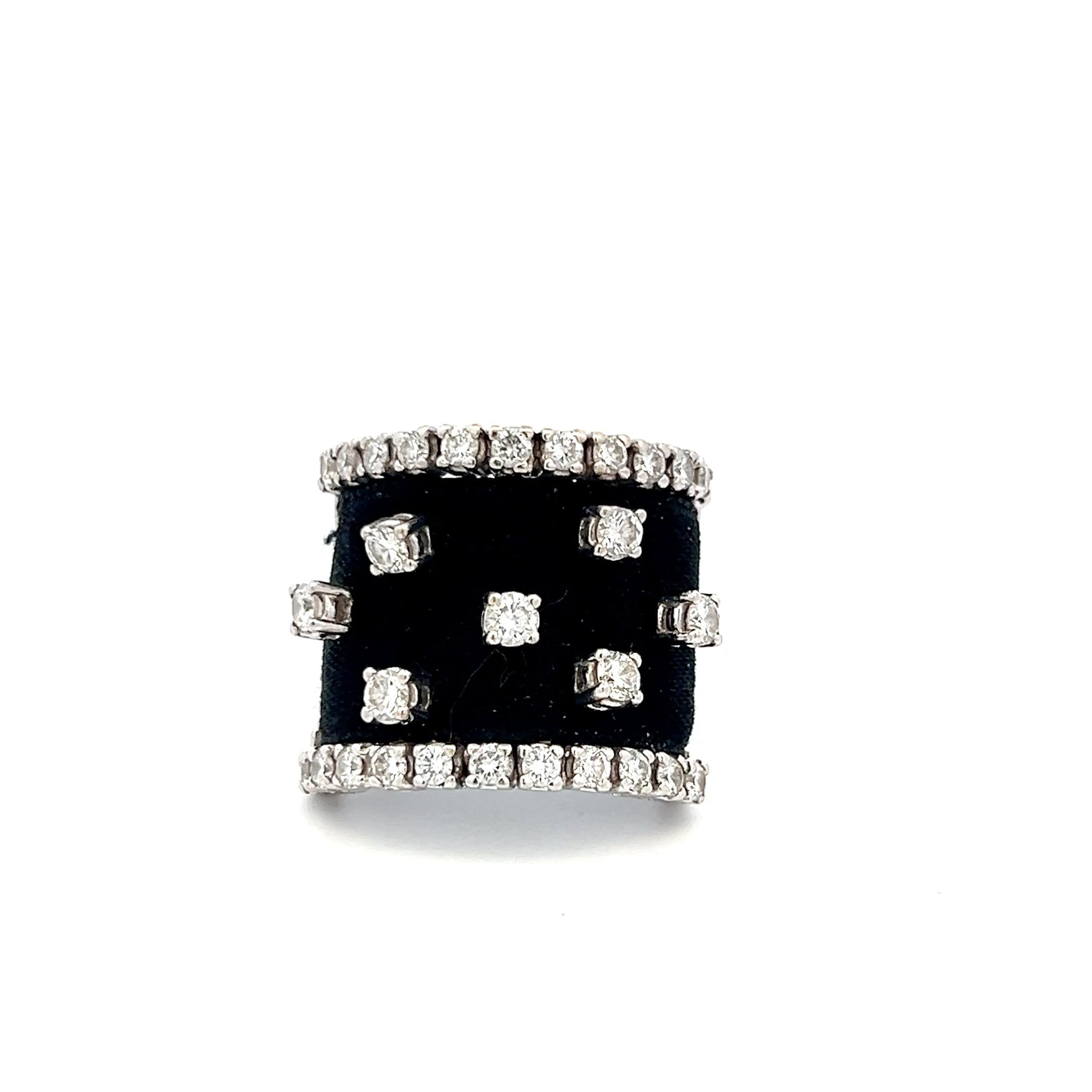 Vintage 18K White Gold Cocktail Ring with 1.8 Carat Round H VS Diamonds Size 6.5