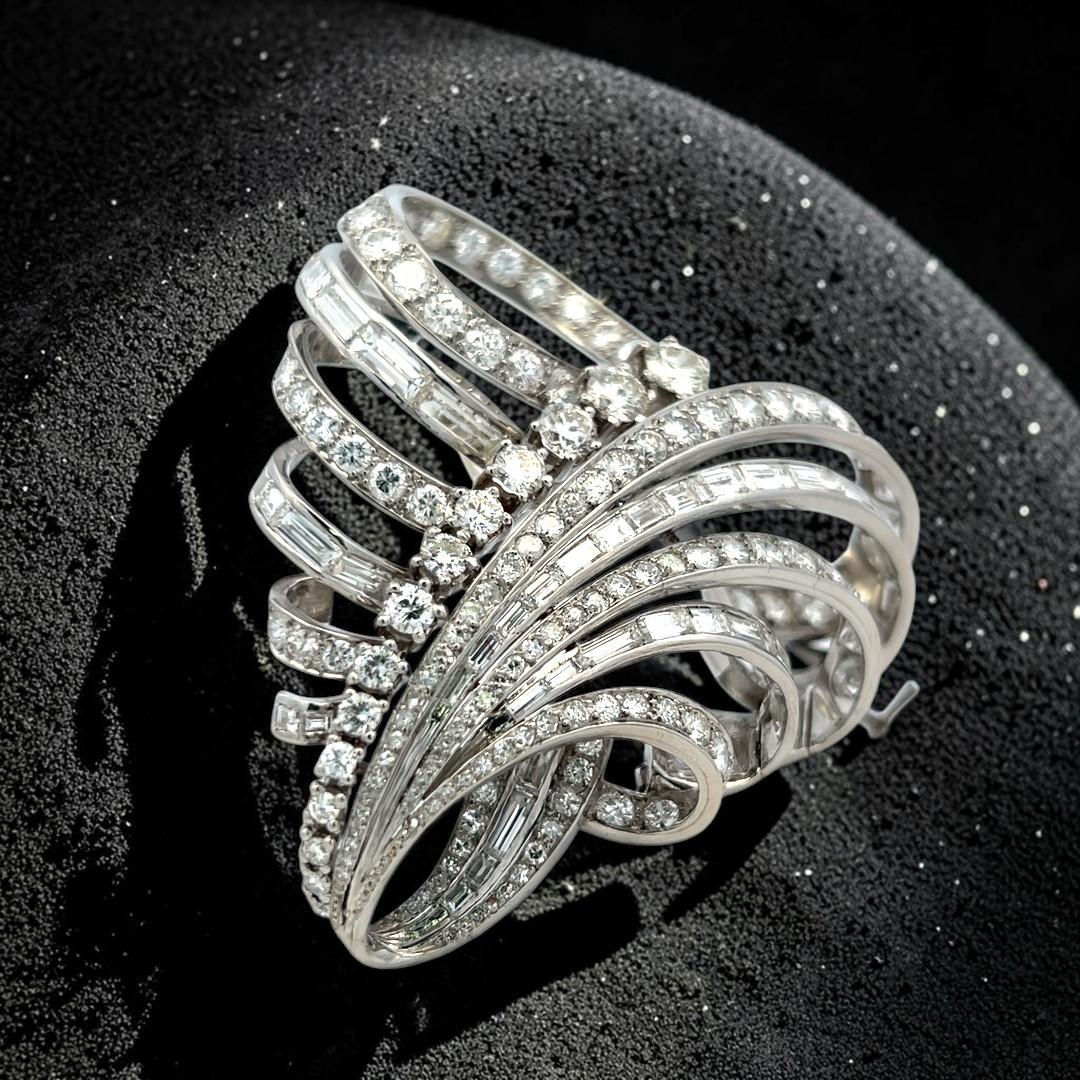 Vintage Platinum Pin Brooch with 17.6 Carat Mixed Cut G VS Diamonds 60.4 Grams