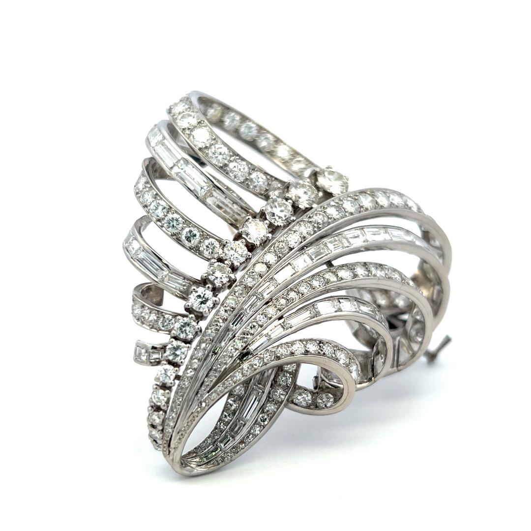 Vintage Platinum Pin Brooch with 17.6 Carat Mixed Cut G VS Diamonds 60.4 Grams