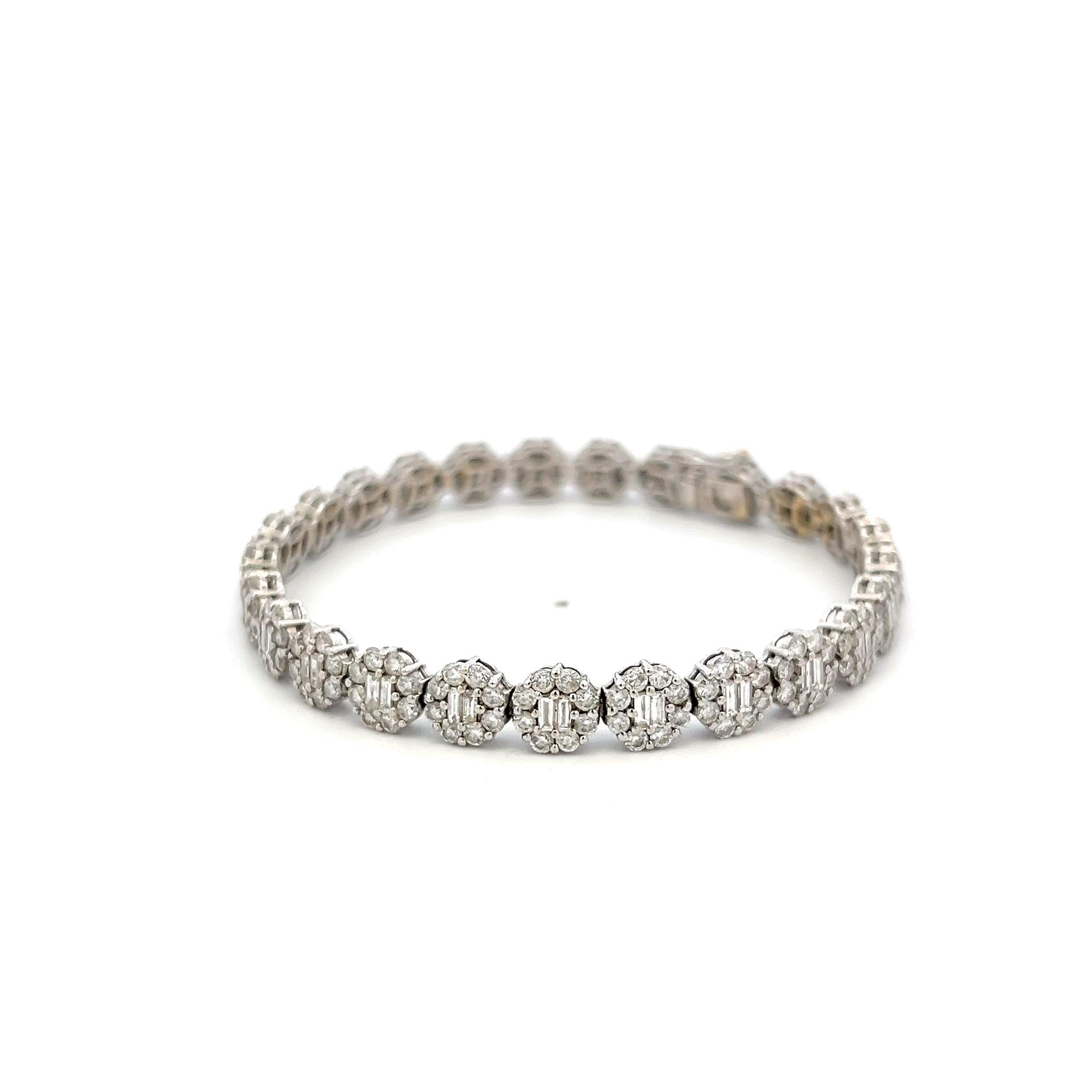 Vintage 18K White Gold Link Bracelet with 3.75ct Round & Baguette H VS Diamonds